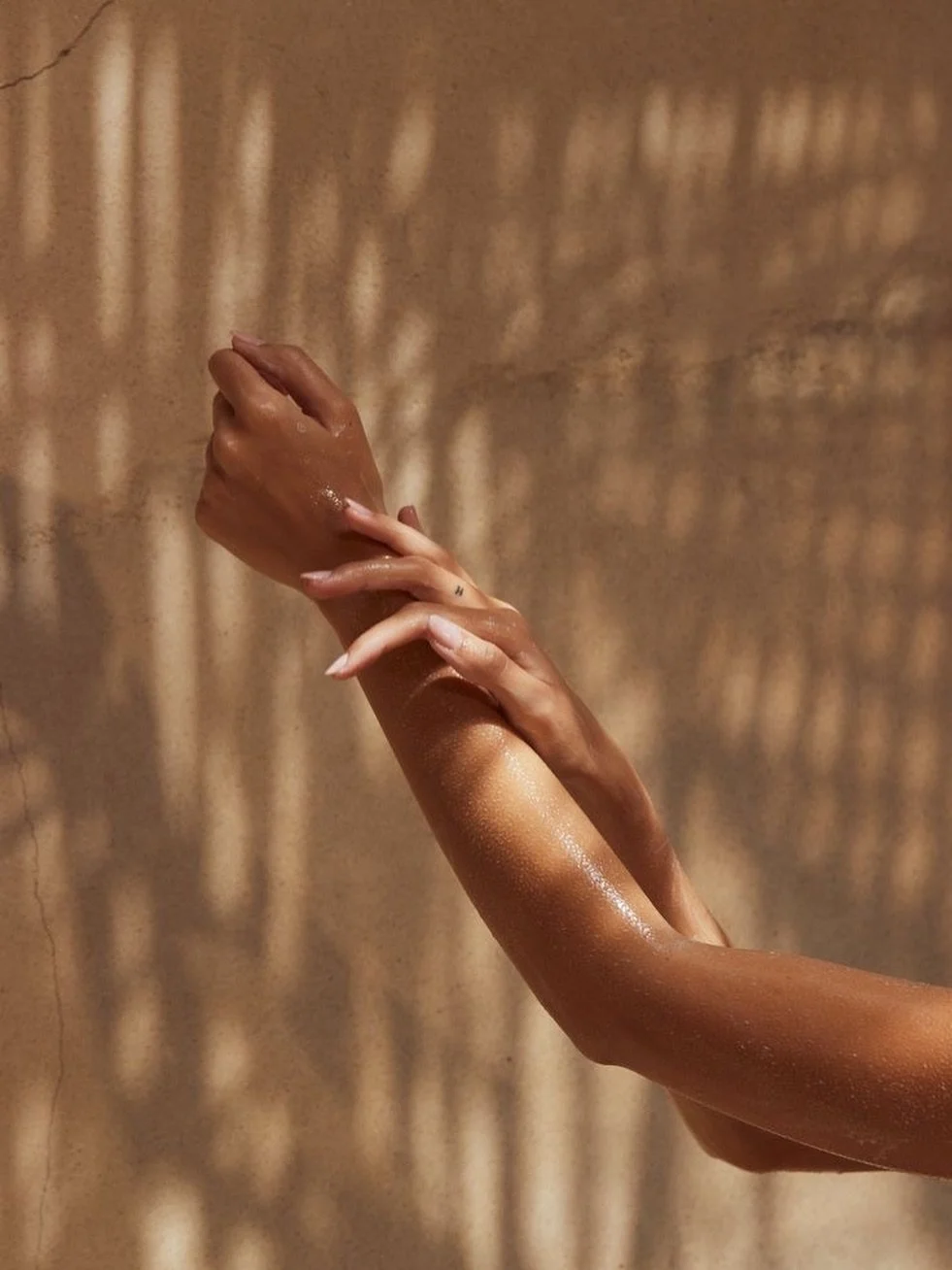 Reminder: SPF is preventative skincare 🧴☀️

Daily UV exposure contributes to:
&bull; Fine lines &amp; wrinkles
&bull; Pigmentation &amp; sun spots
&bull; Loss of collagen
&bull; Increased skin cancer risk

Broad-spectrum SPF protects against UVA (ag