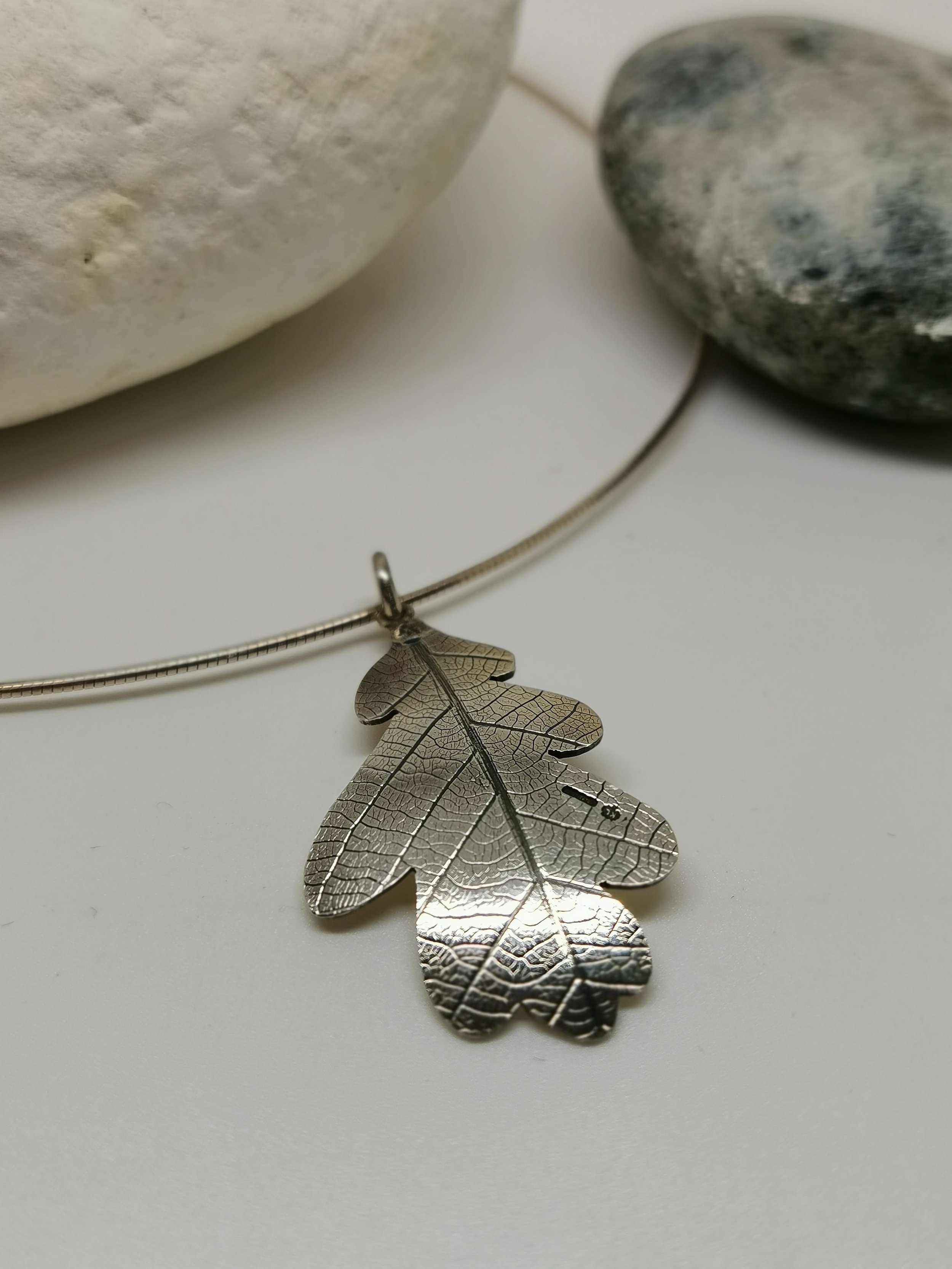 Oak leaf pendant, medium — Katherine Lawrie Jewellery