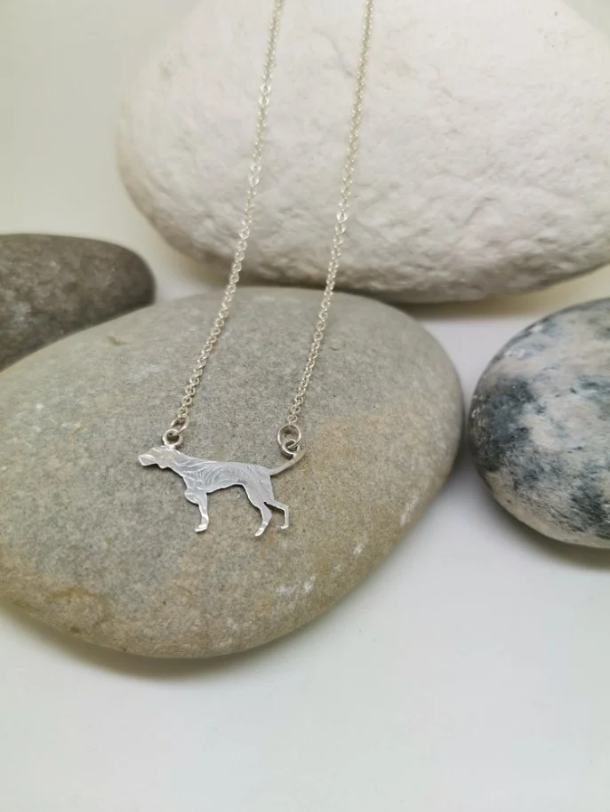 German pointer pendant