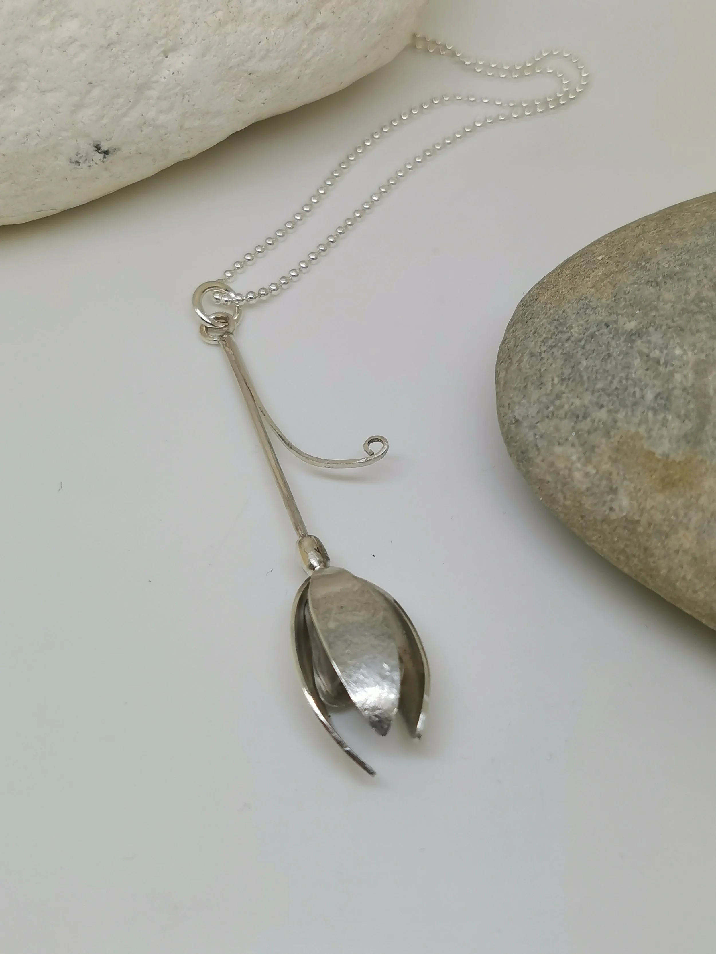 Snowdrop pendant - Katherine Lawrie SBA Fellow.jpg