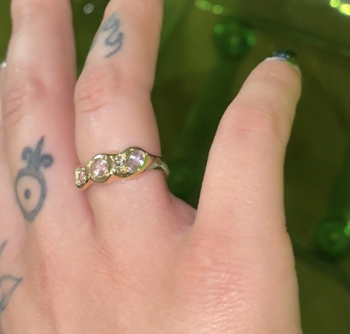 Saturn Band Gold - A gold band with pink sapphires, brown diamonds and morganite