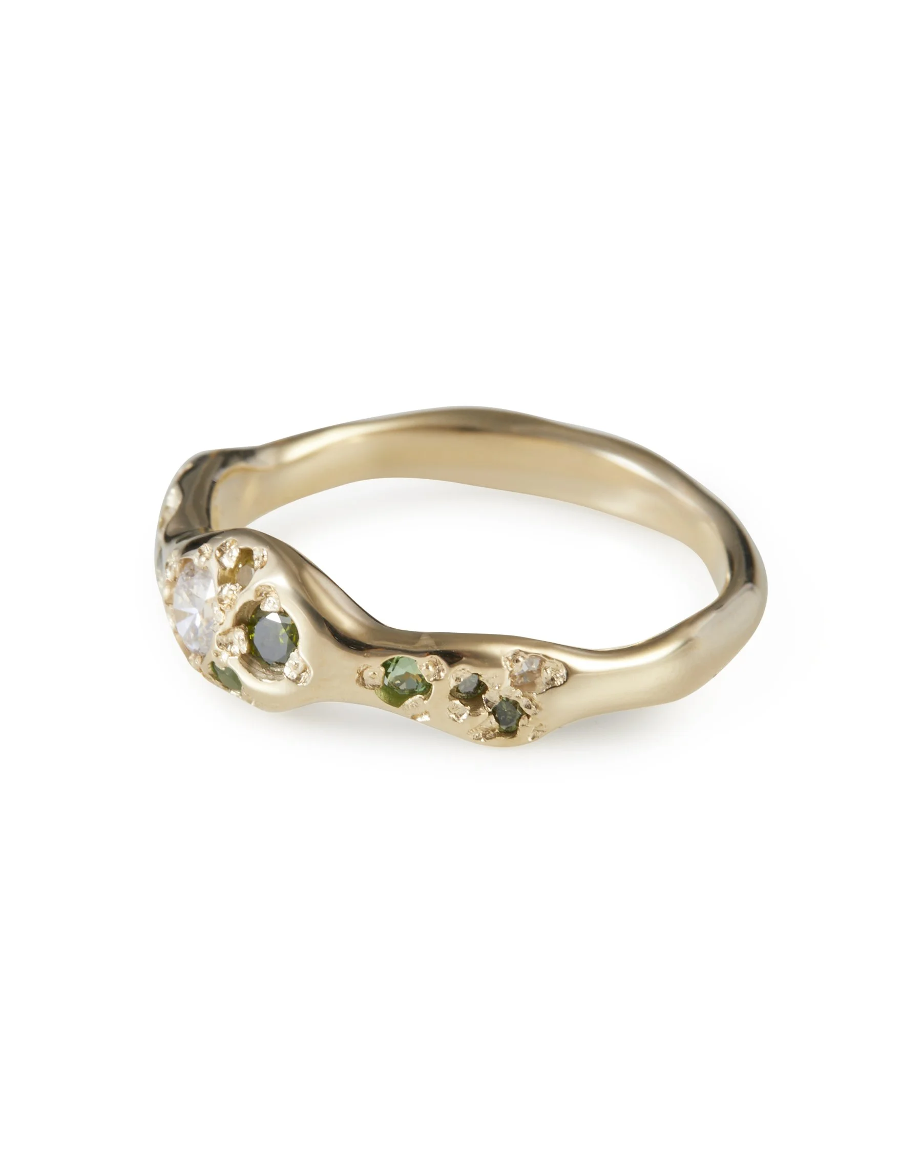 Side profile of the Pickle Geode Band in 9ct yellow gold with Chrome Tourmaline, Green Tourmaline, Peridot, Green Diamond, Lab Grown Moissanite.