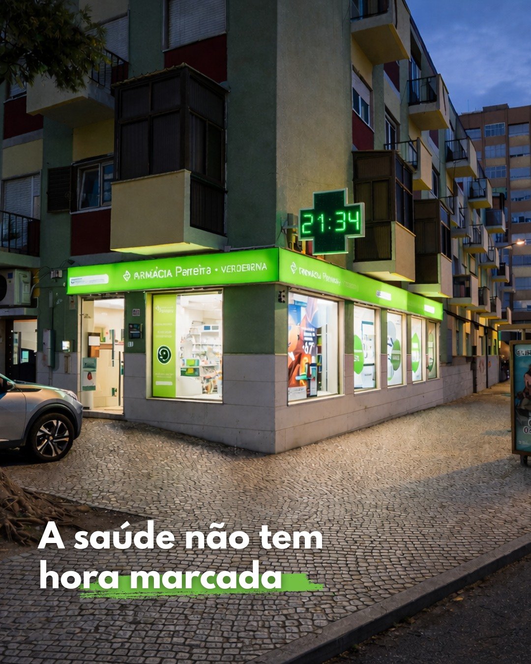 H&aacute; situa&ccedil;&otilde;es que n&atilde;o podem esperar.

Uma febre a meio da noite, uma urg&ecirc;ncia inesperada, uma d&uacute;vida que precisa de resposta. 
Por isso, estamos abertos 24 horas por dia, 7 dias por semana com farmac&ecirc;utic