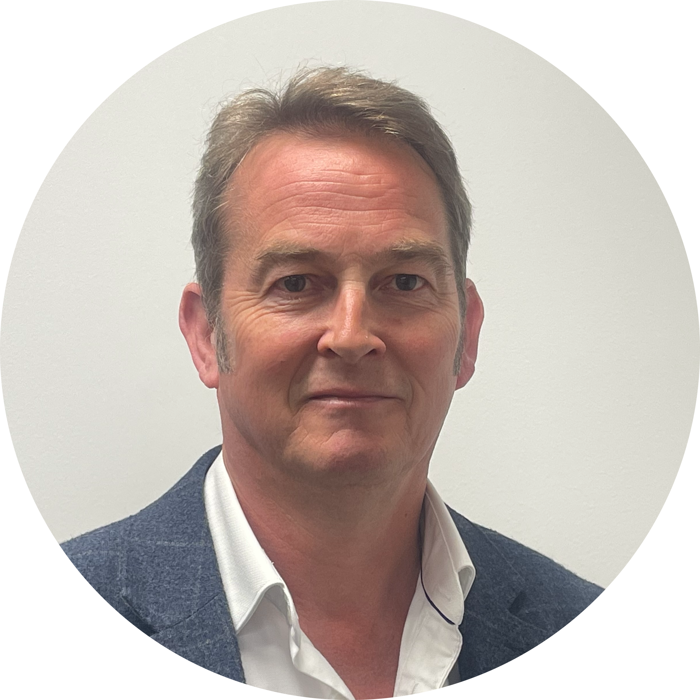 Simon Bennett