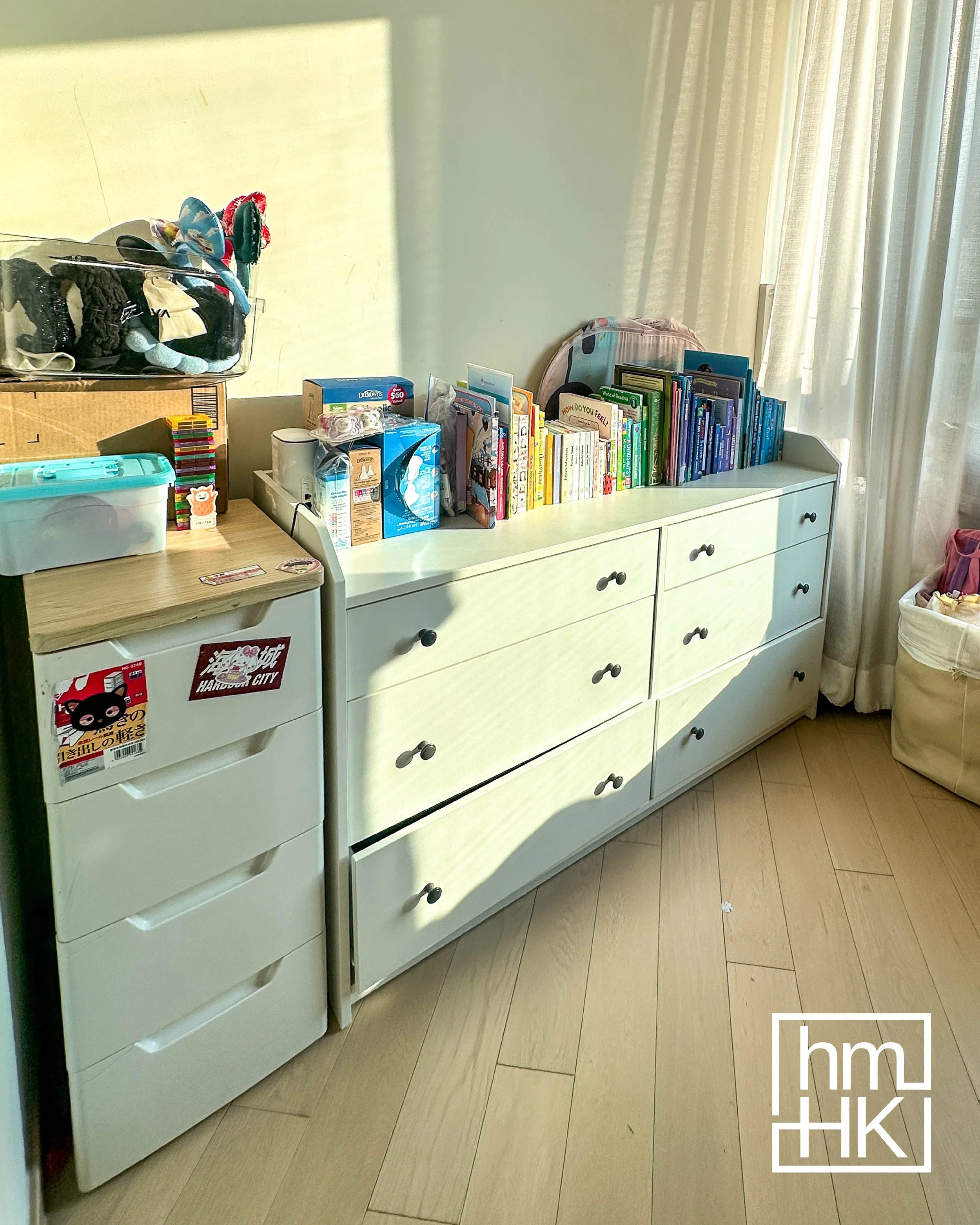 Karen Yeung Logo-15.jpg