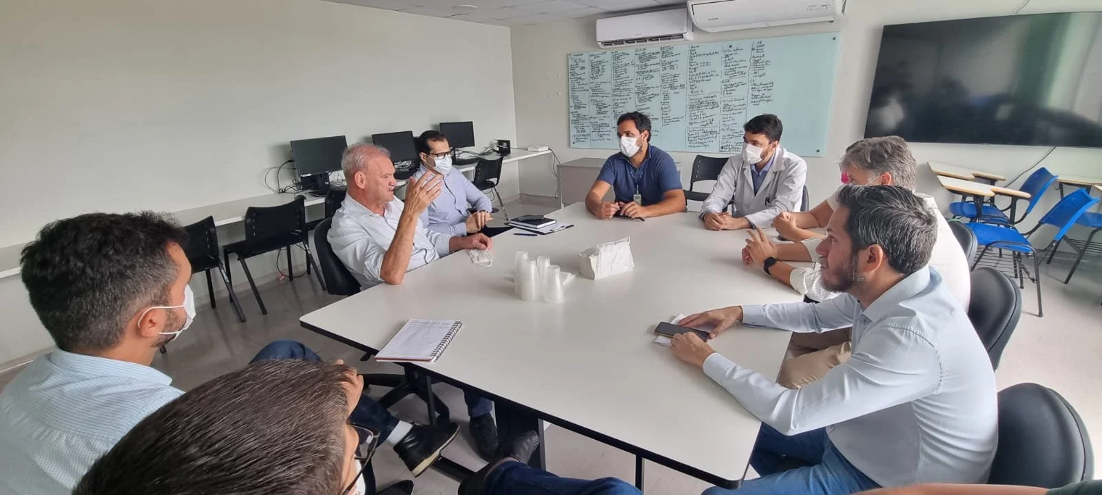 Geraldo Resende propõe mobilização pela segunda etapa do Hospital da Mulher e da Criança