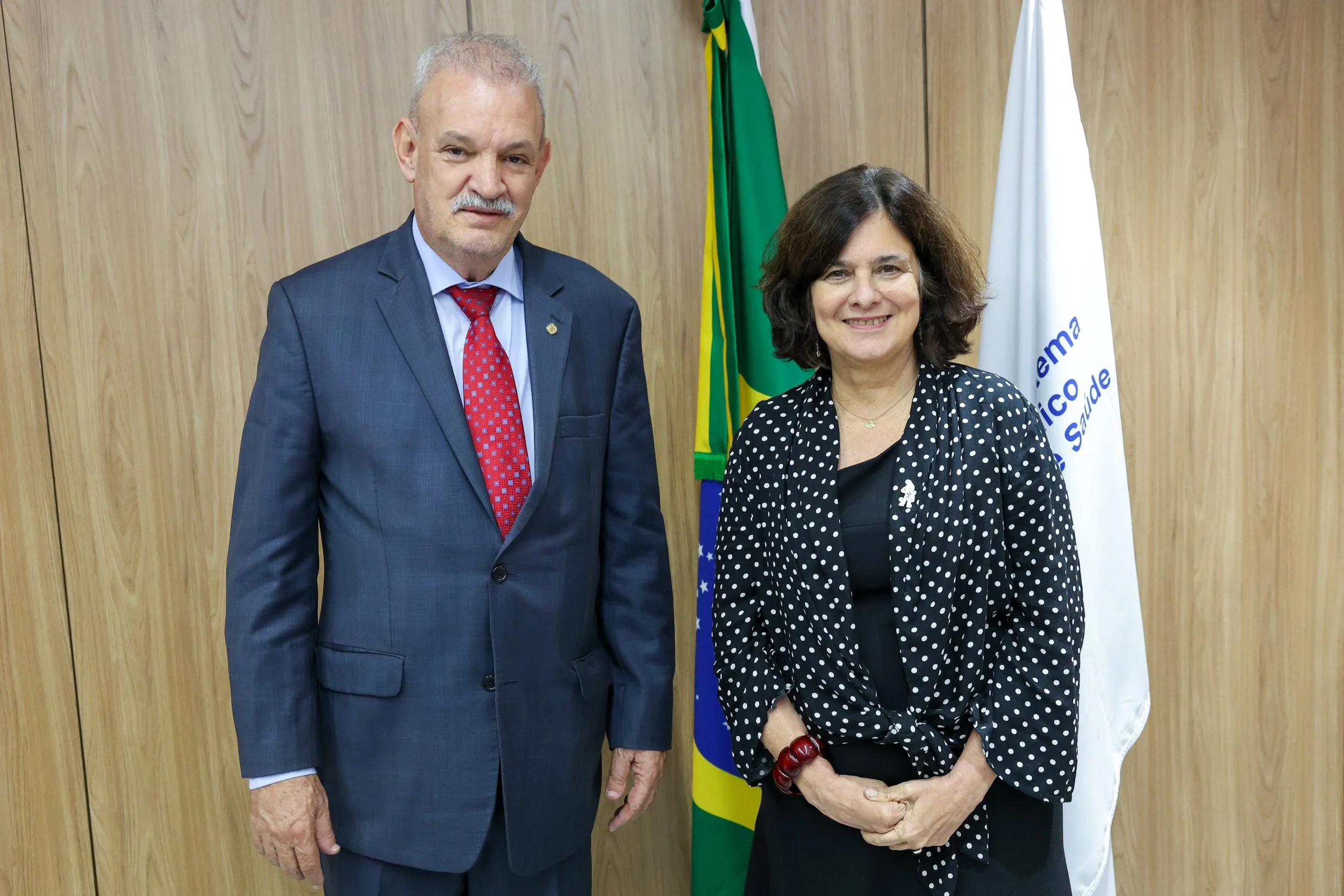 Ministério da Saúde empenha R$ 3,2 milhões para aquisição de ambulâncias para 10 municípios 