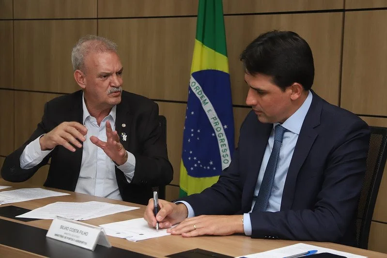 Ministro de Portos e Aeroportos garante a Geraldo recursos para aeroporto de Dourados e cumprimento do cronograma de obras