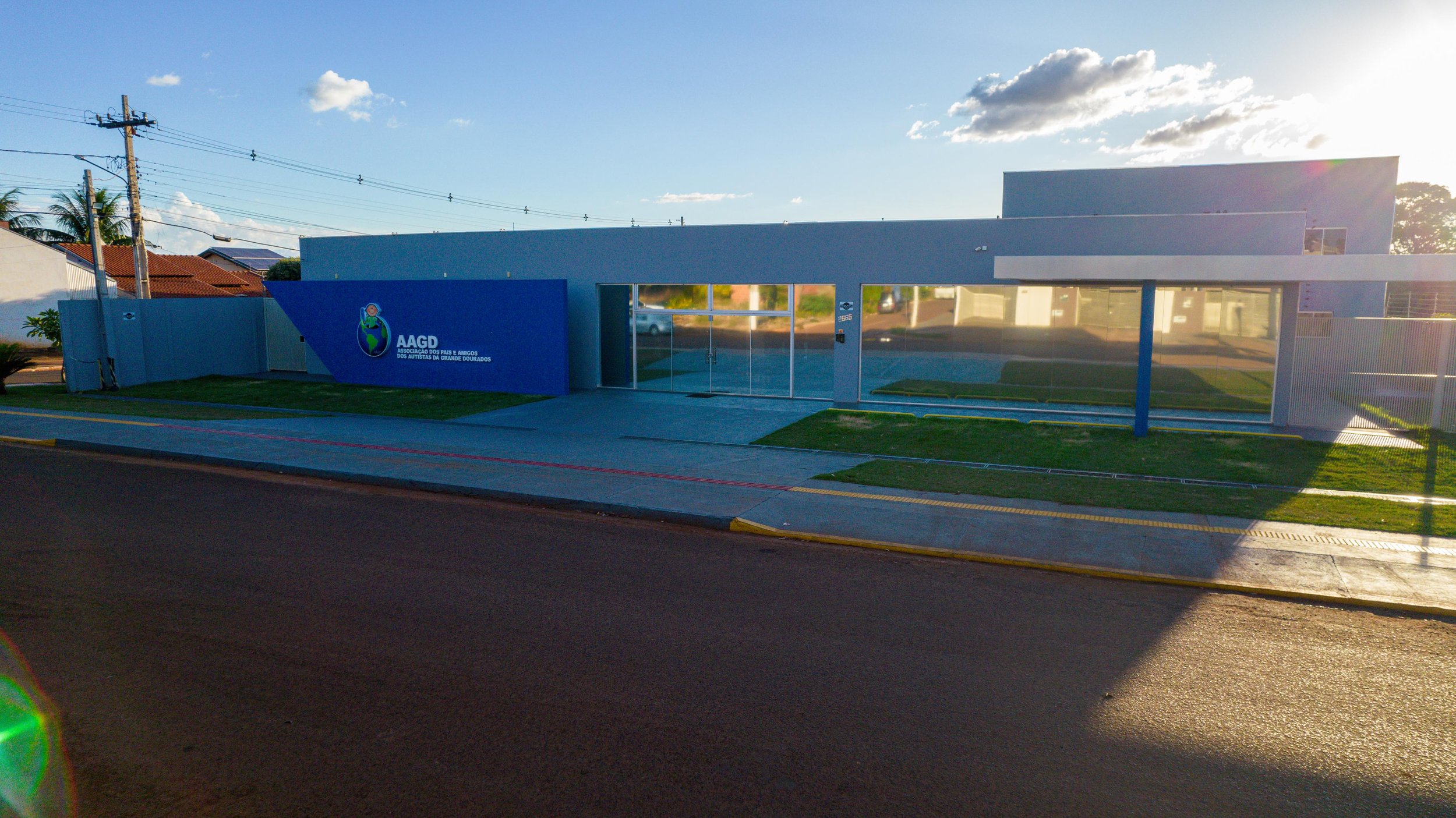 Geraldo traz ministra Cida Gonçalves para inaugurar 2ª etapa da sede dos Autistas