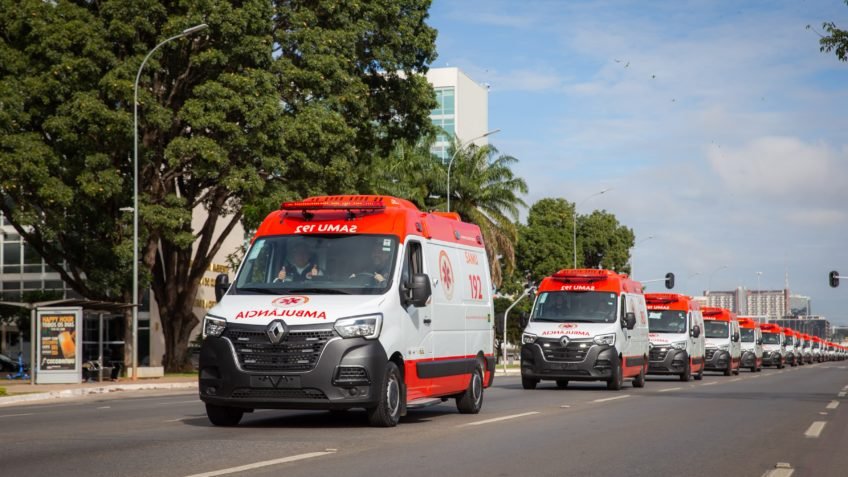 Geraldo Resende anuncia seis novas ambulâncias do SAMU para a capital