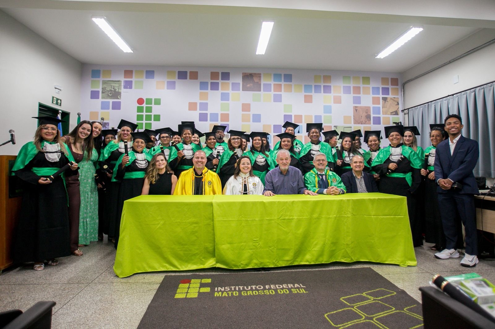 Curso apoiado por Geraldo Resende forma 97 cuidadoras de idosos e amplia oportunidades em MS