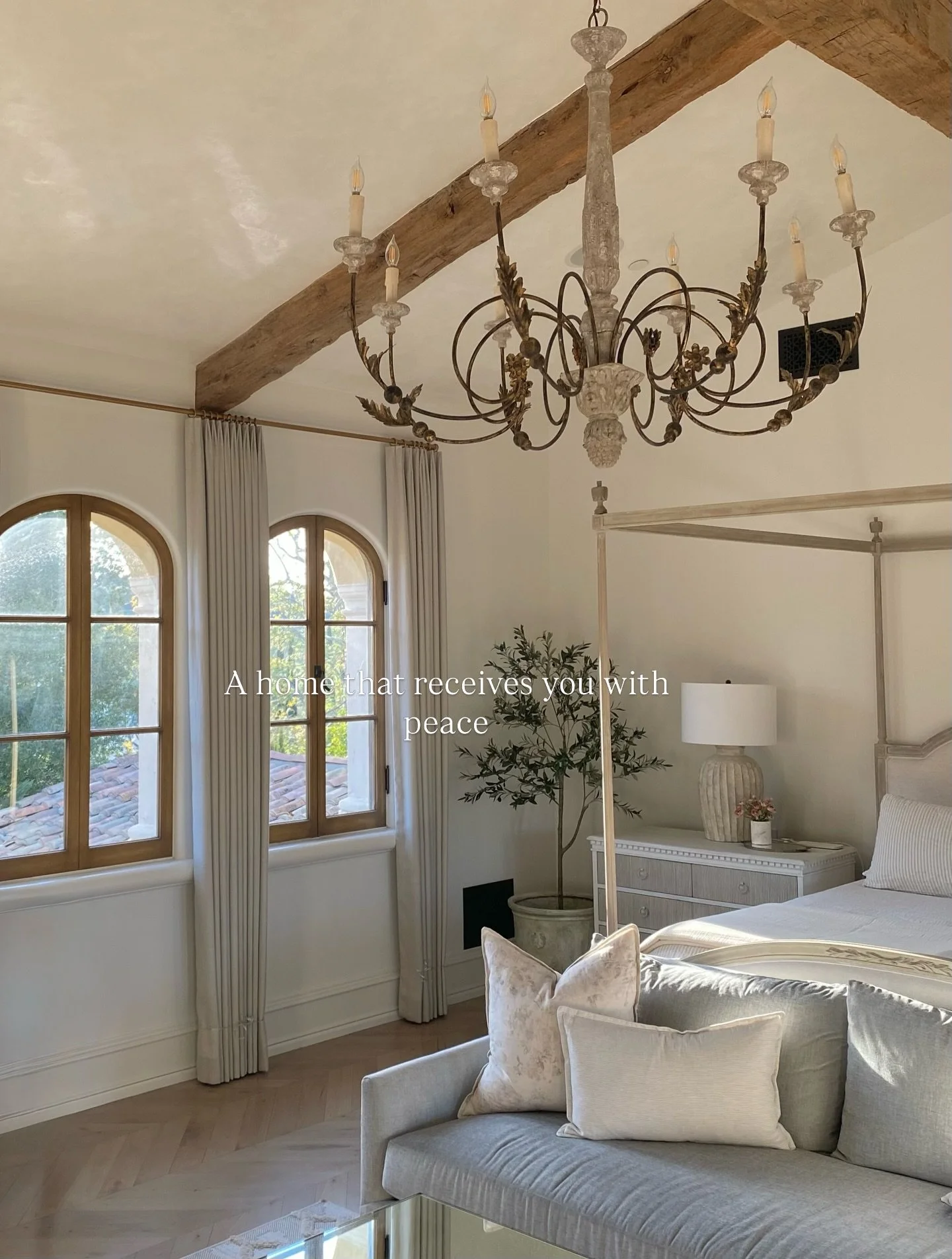 Still photos from #chateauintheshadebynsid