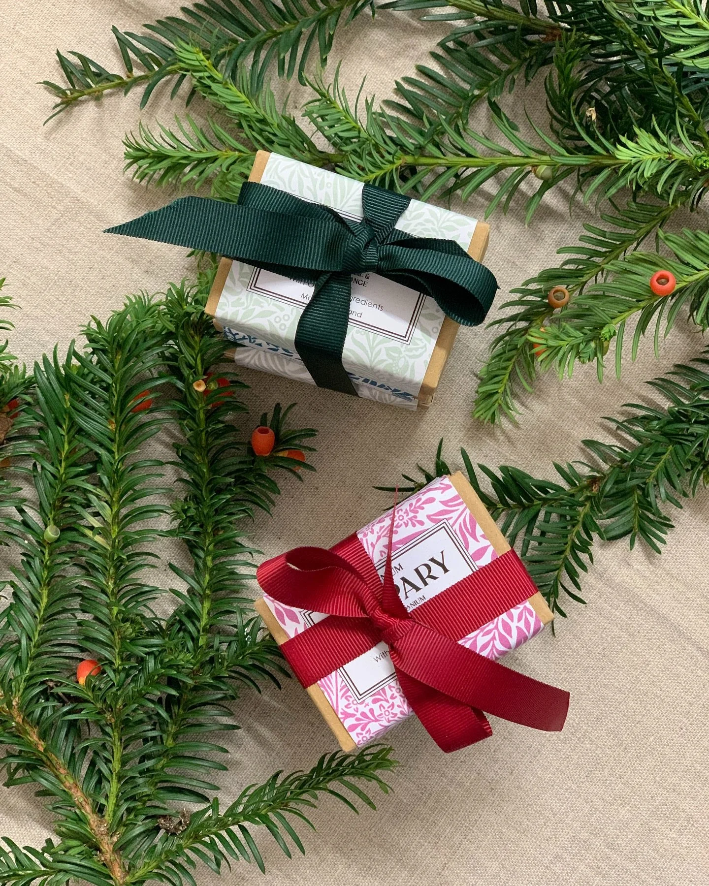 We&rsquo;re very pleased to be returning to Haddon Hall this week.
From tomorrow through to Sunday, you&rsquo;ll find us in the Long Gallery with our seasonal collection.

We&rsquo;re also joining the It&rsquo;s in Nottingham Christmas Market at Nott