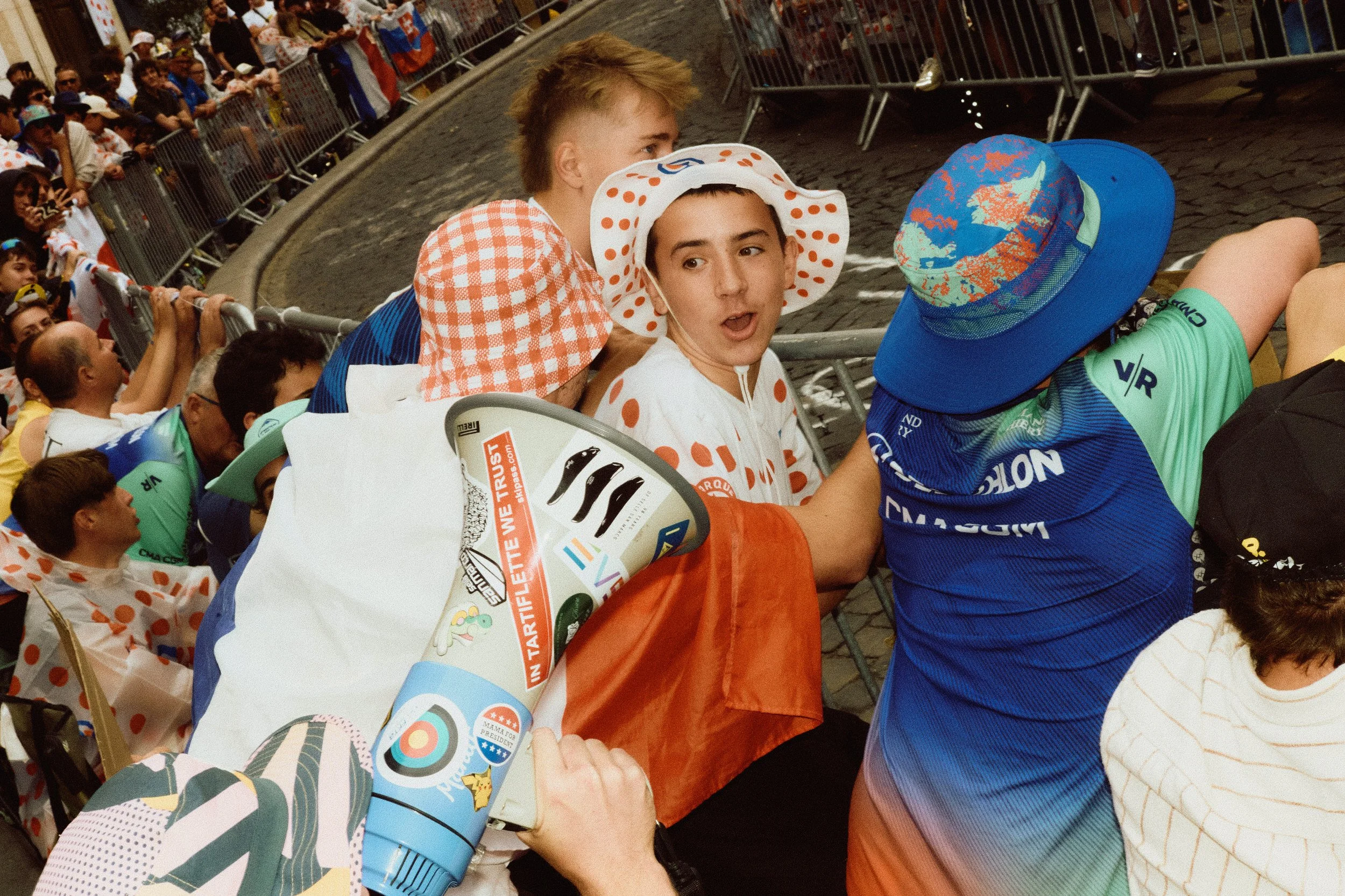 Posting TDF Paris 262_grained-1.jpg