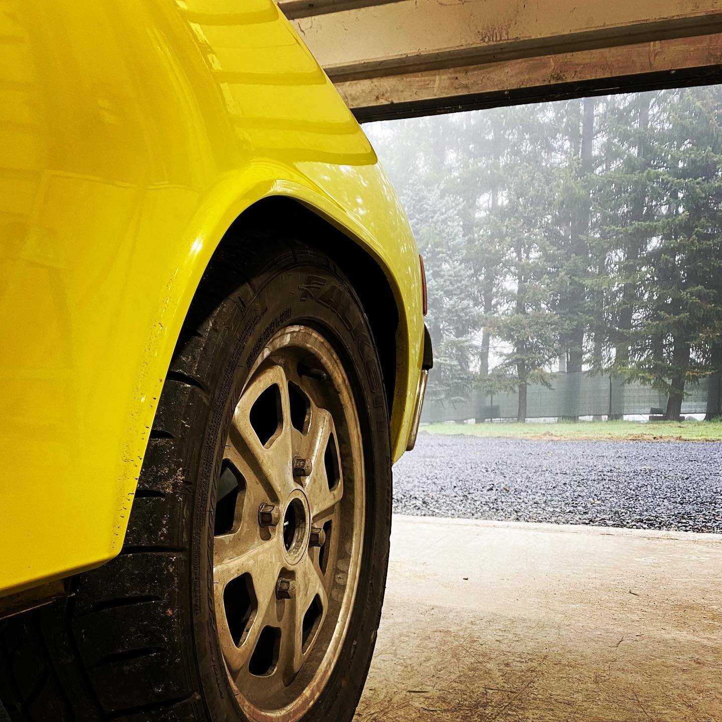 Tuning in Oregon. Sometimes this D-Jet makes you want to tear your hair out. #djet #fuelinjection #djetronic #tuning #oldfuelinjection #porsche914 #porsche914restoration #porscherestoration #runningwheels #keepgoing #oldcarproblems #oldporsche #airco