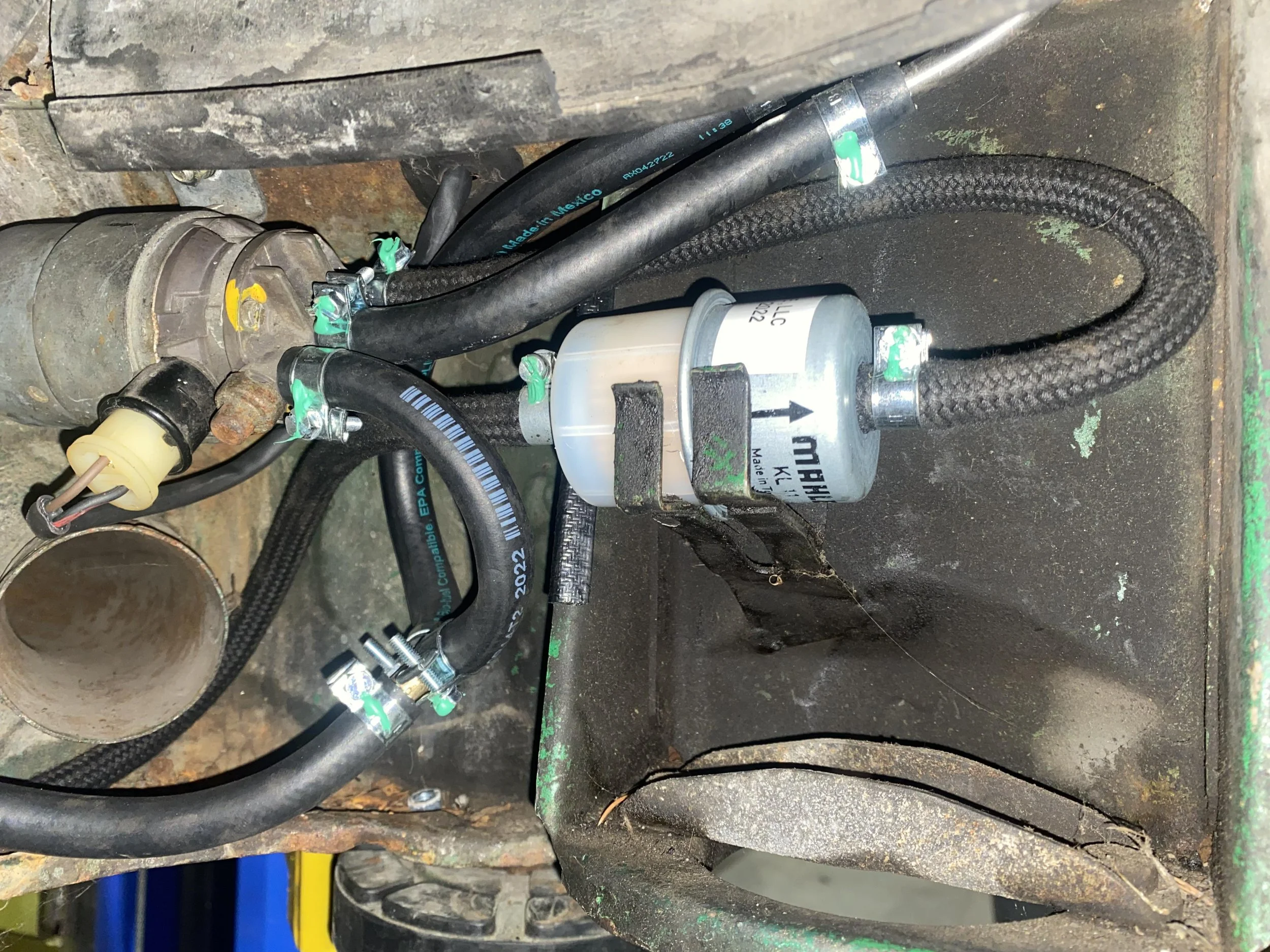 porsche-914-fuel-filter.jpeg