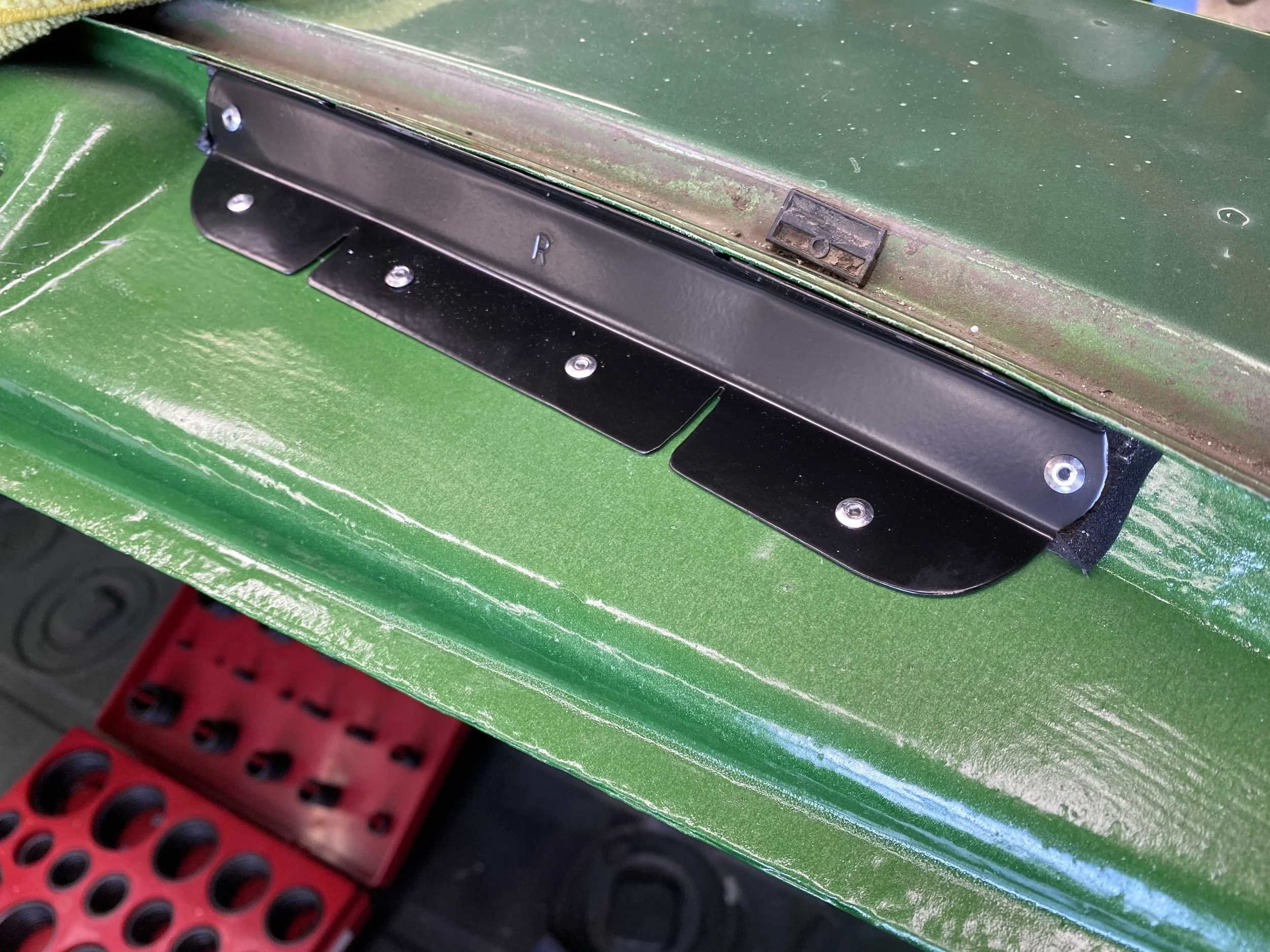 914-windshield-frame-patch.jpeg