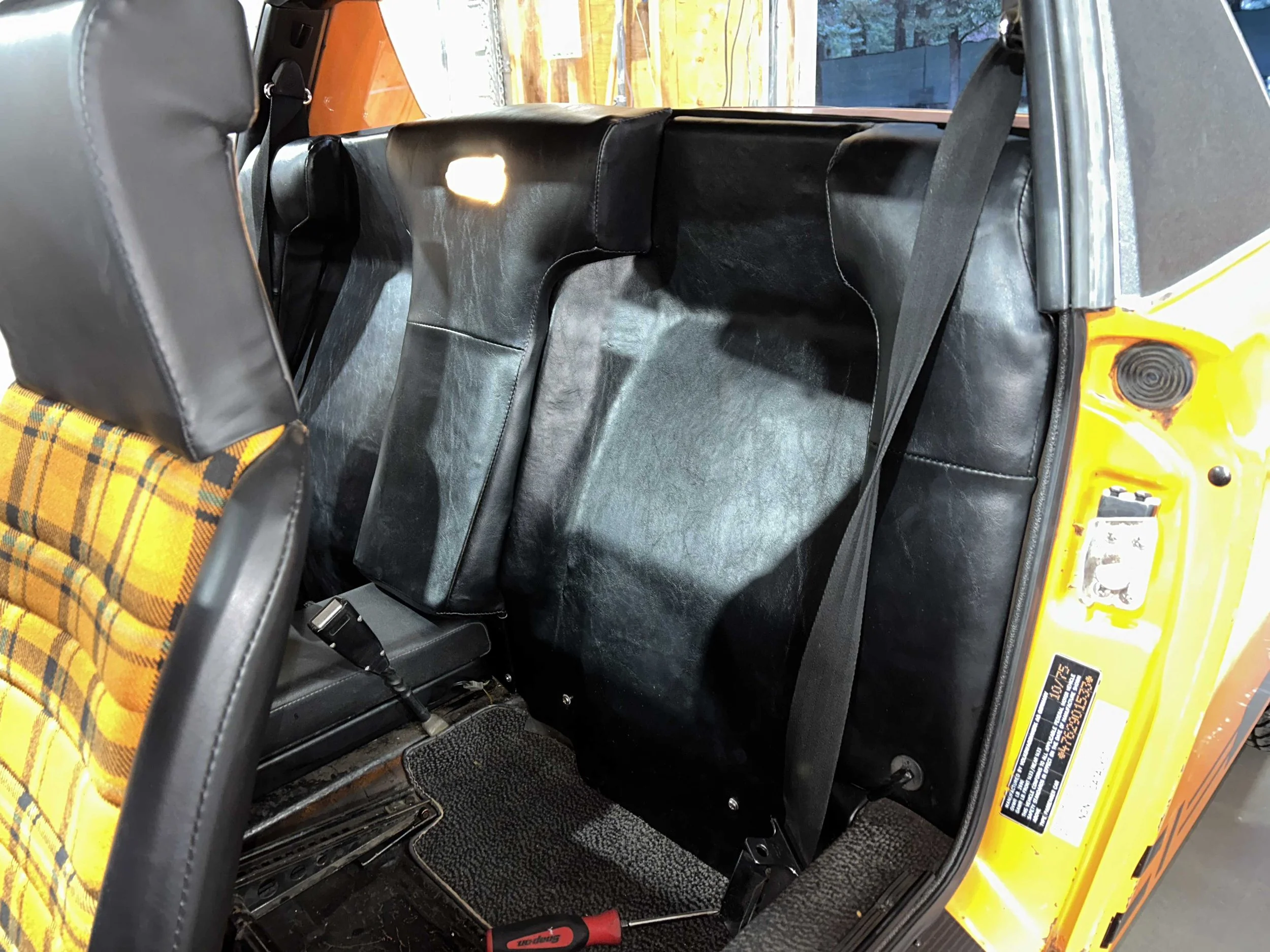 porsche-914-interior-restoration.jpeg