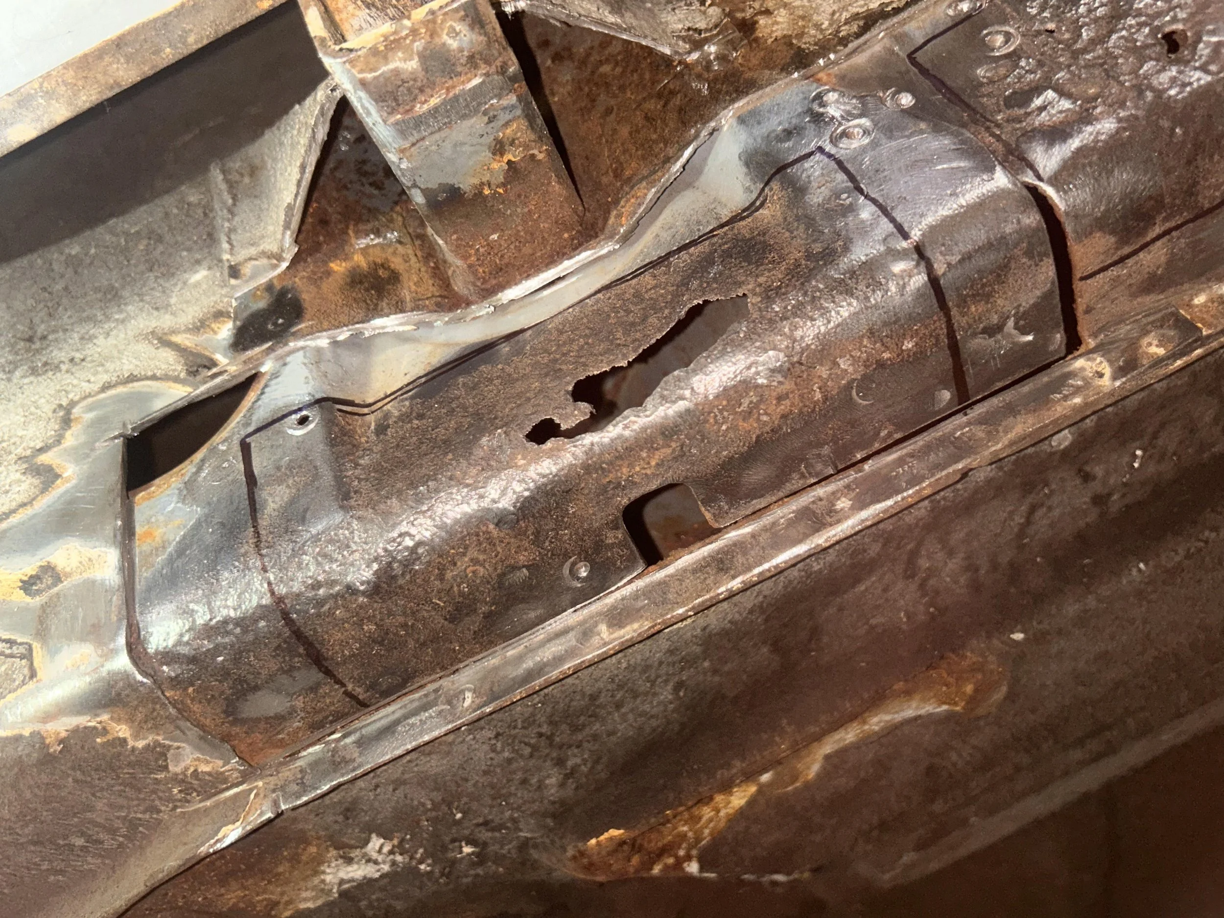 914-frame-rust-repair-3.jpeg
