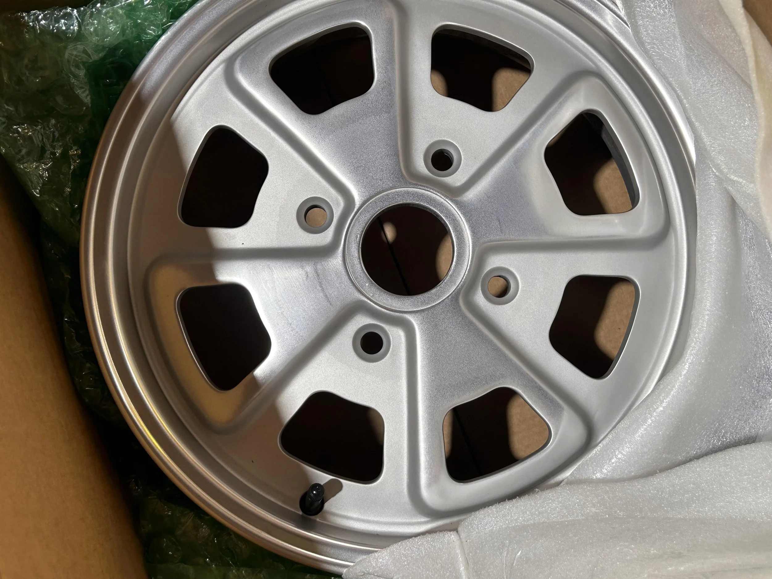 porsche-914-wheels-2.jpeg