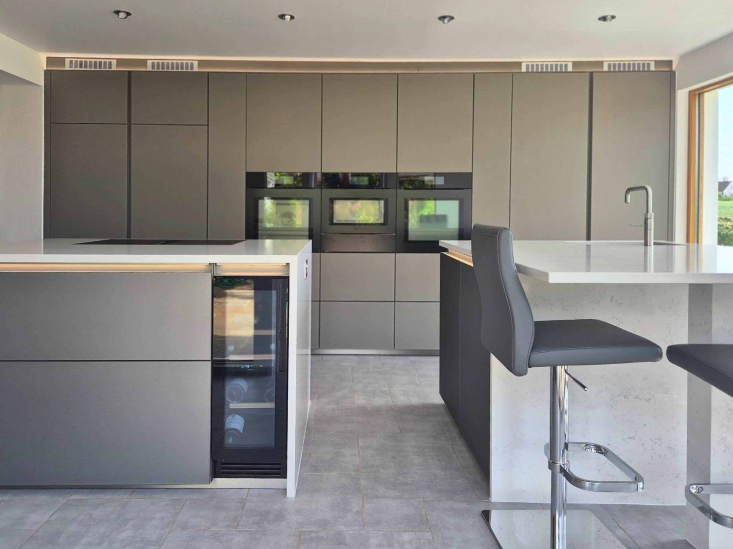Metallic Handleless Kitchen in Essex | John Damien