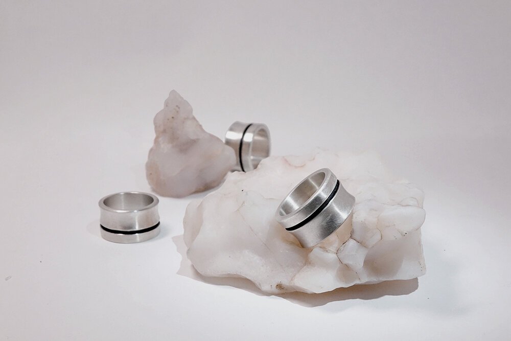 Contour+Ring+I+%28on+rock%29+-1.jpg