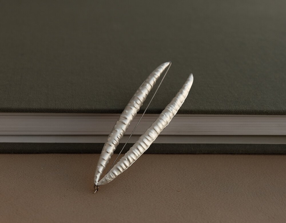BROOCH-01.jpg