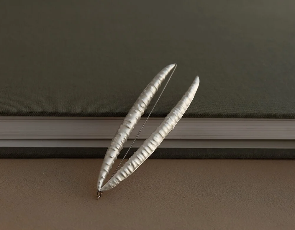 BROOCH-01.jpg