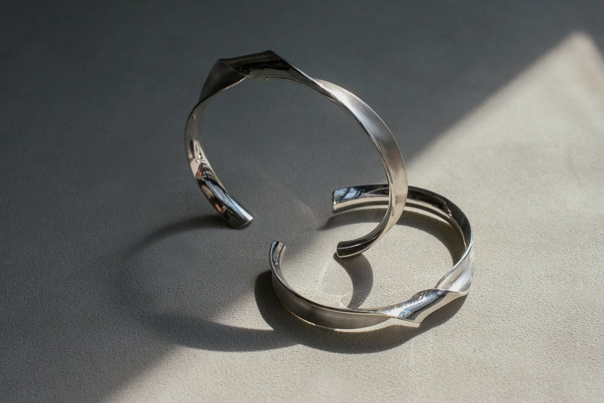 Flow Series II Single Colour by Hugo Yeung 01.jpg