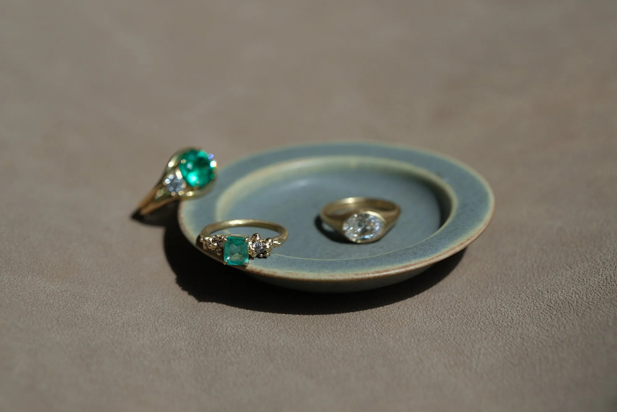 Emerald Stella Ring ii by Belinda Chang 04.jpg