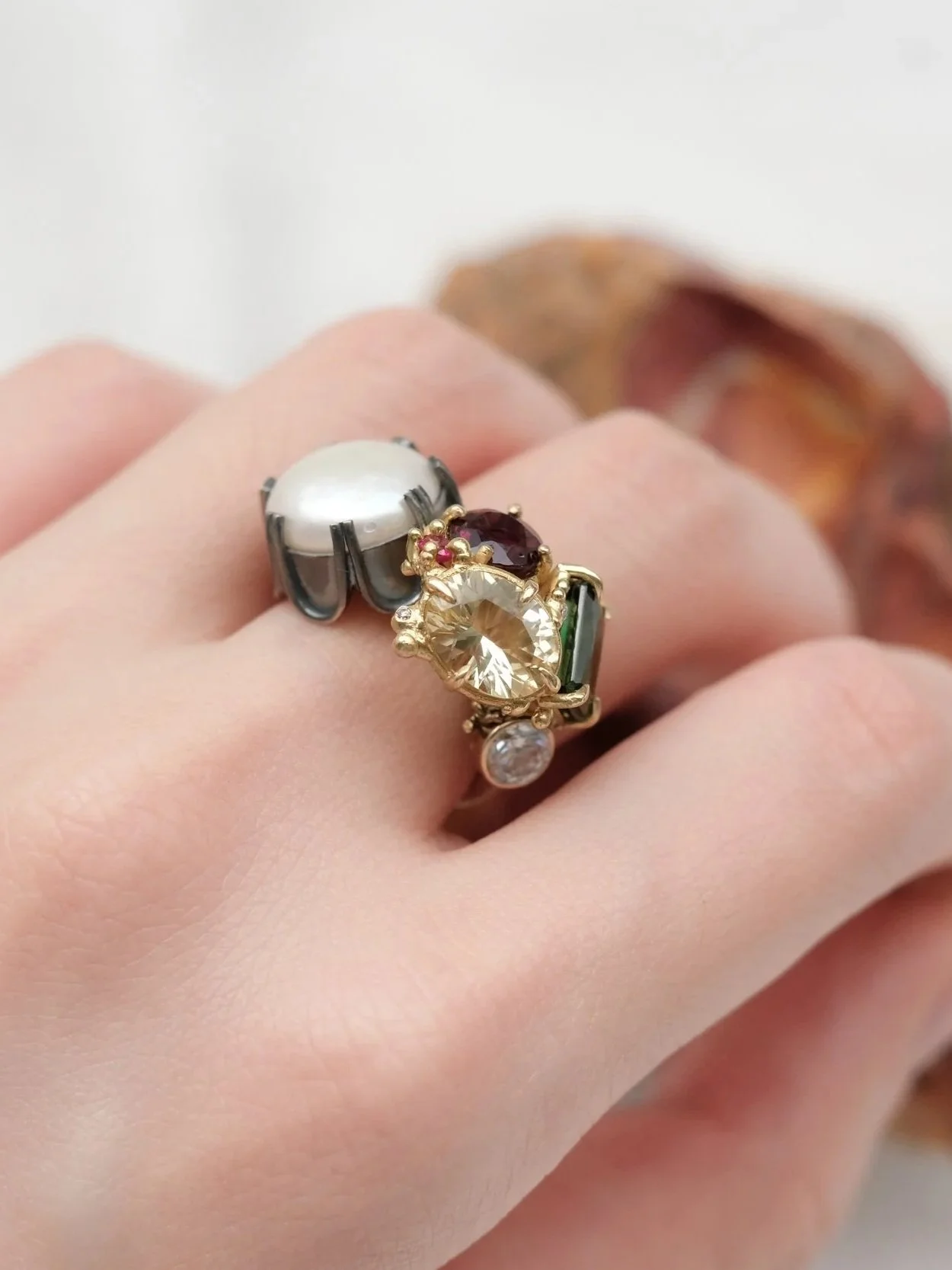 Evelyn%27s+Ring+II+by+Beliinda+Chang+02.jpg