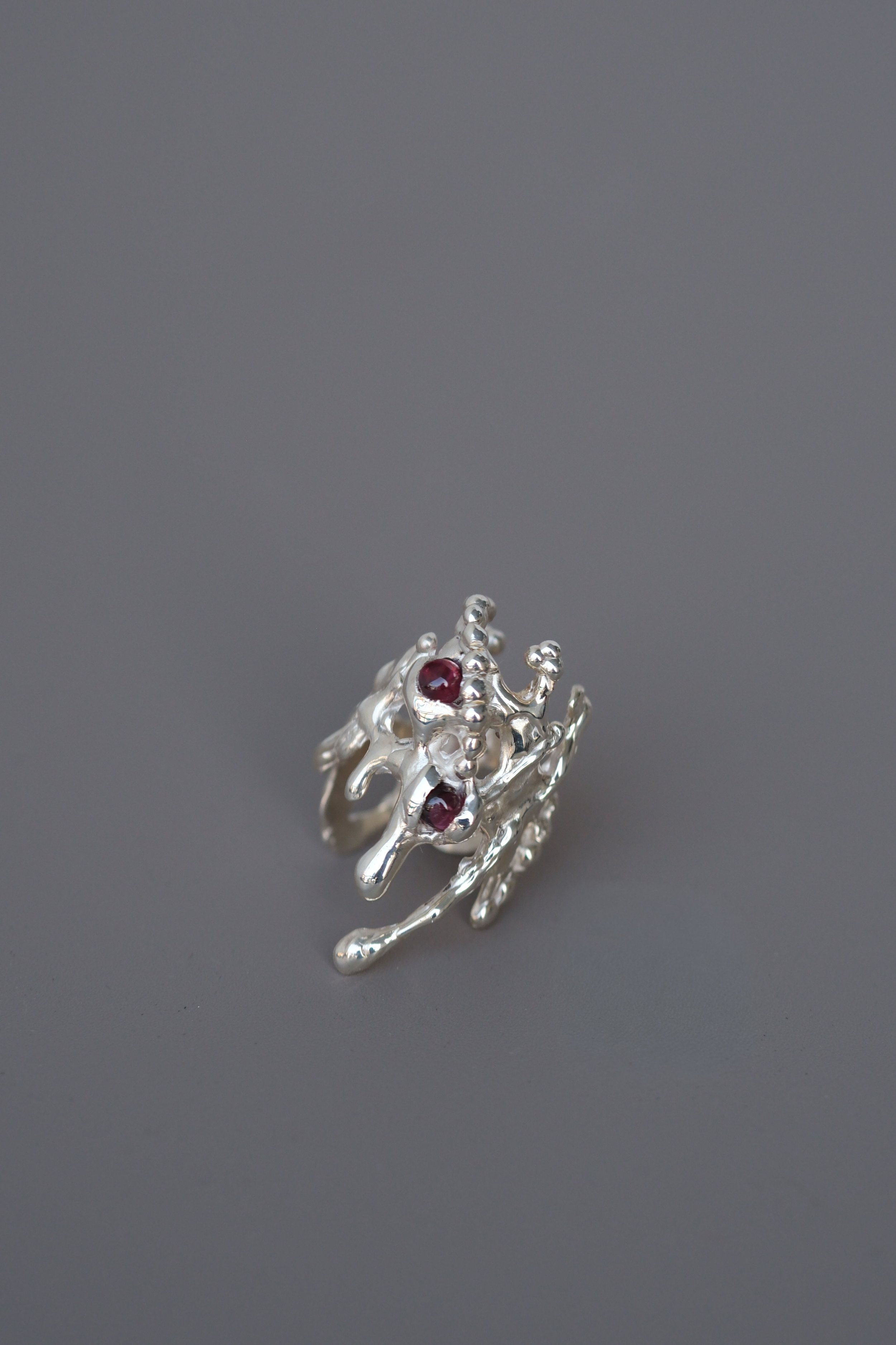 Unda Fingercap by Luna Wong