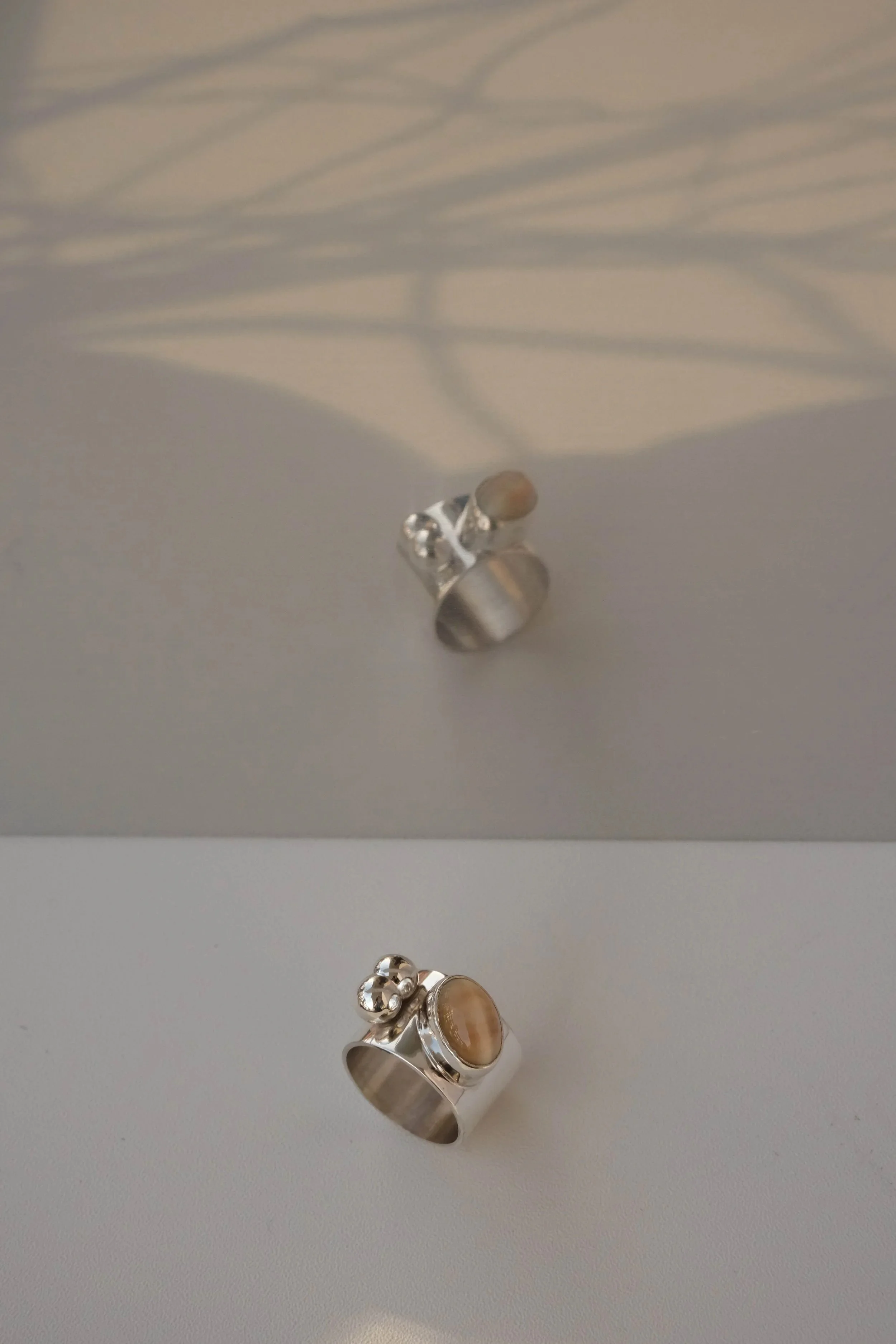 Twin+by+Belinda+Chang+02.jpg