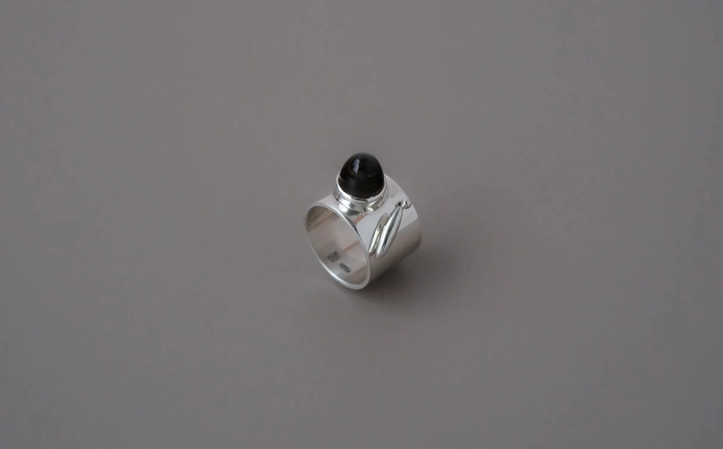 Plinth Pivot Ring -Smoky Quartz By Belinda Chang