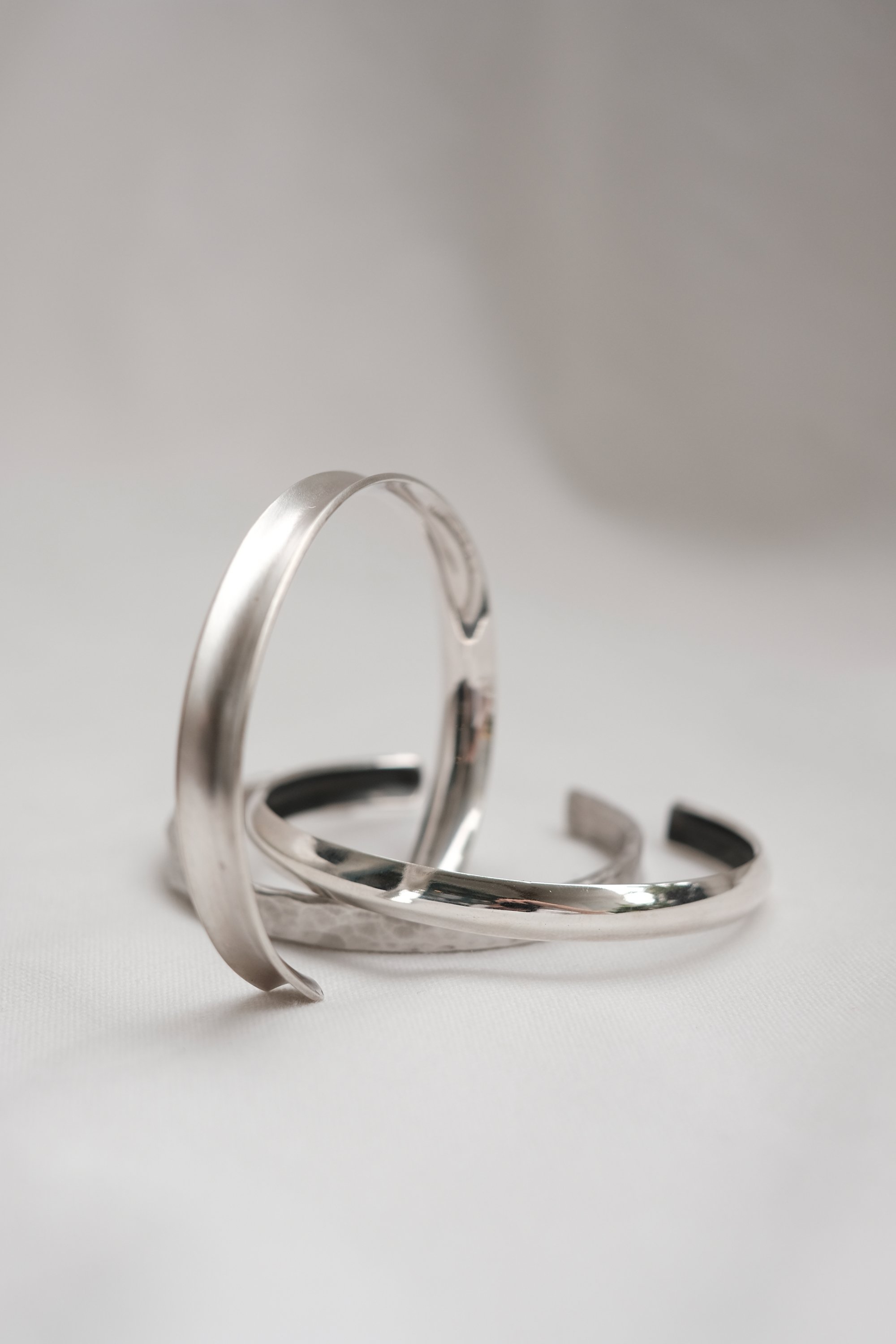 Concave Bangle by Obellery