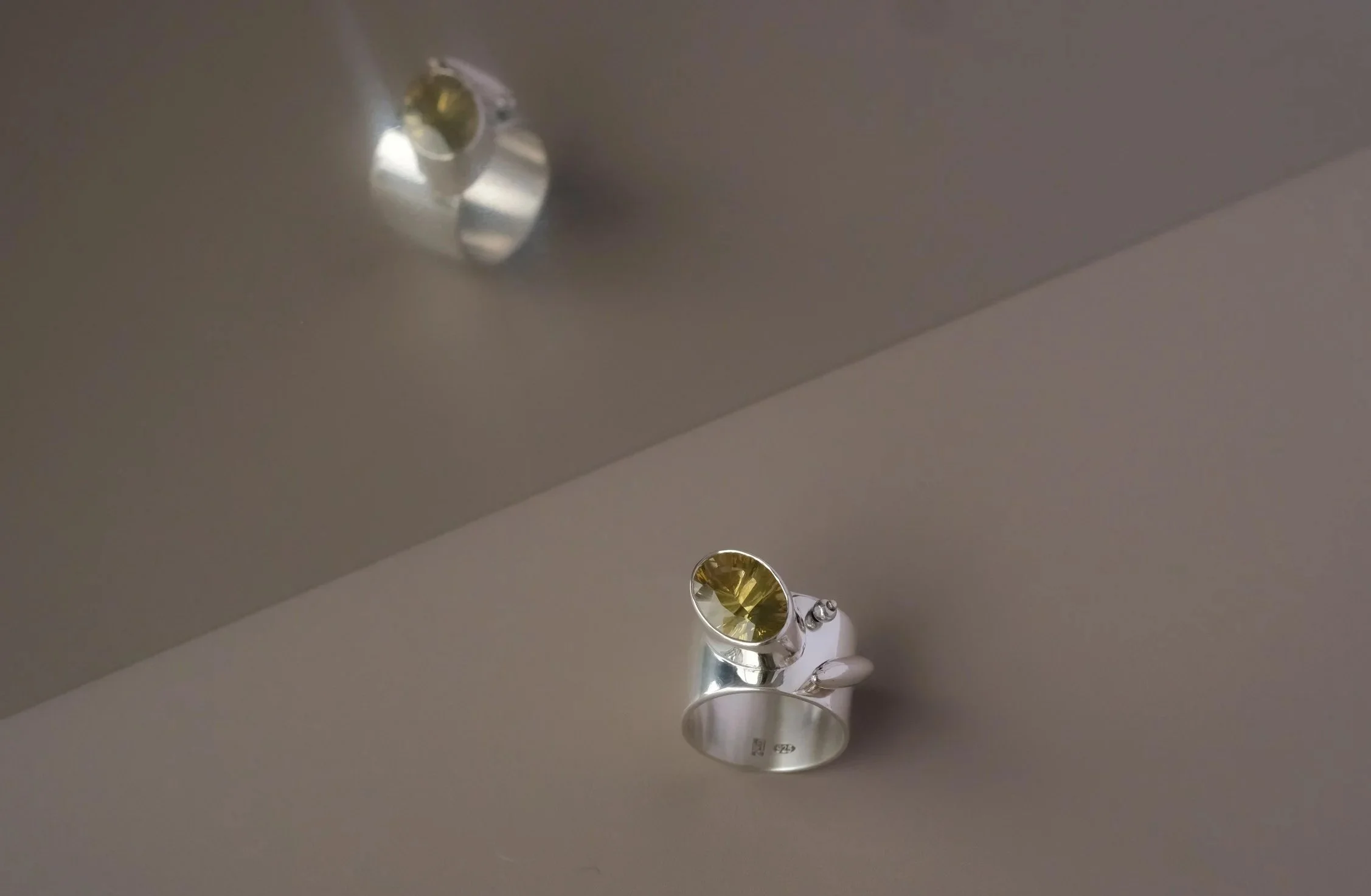 Pivot+Lemon+Quartz+by+Belinda+Chang+02.jpg