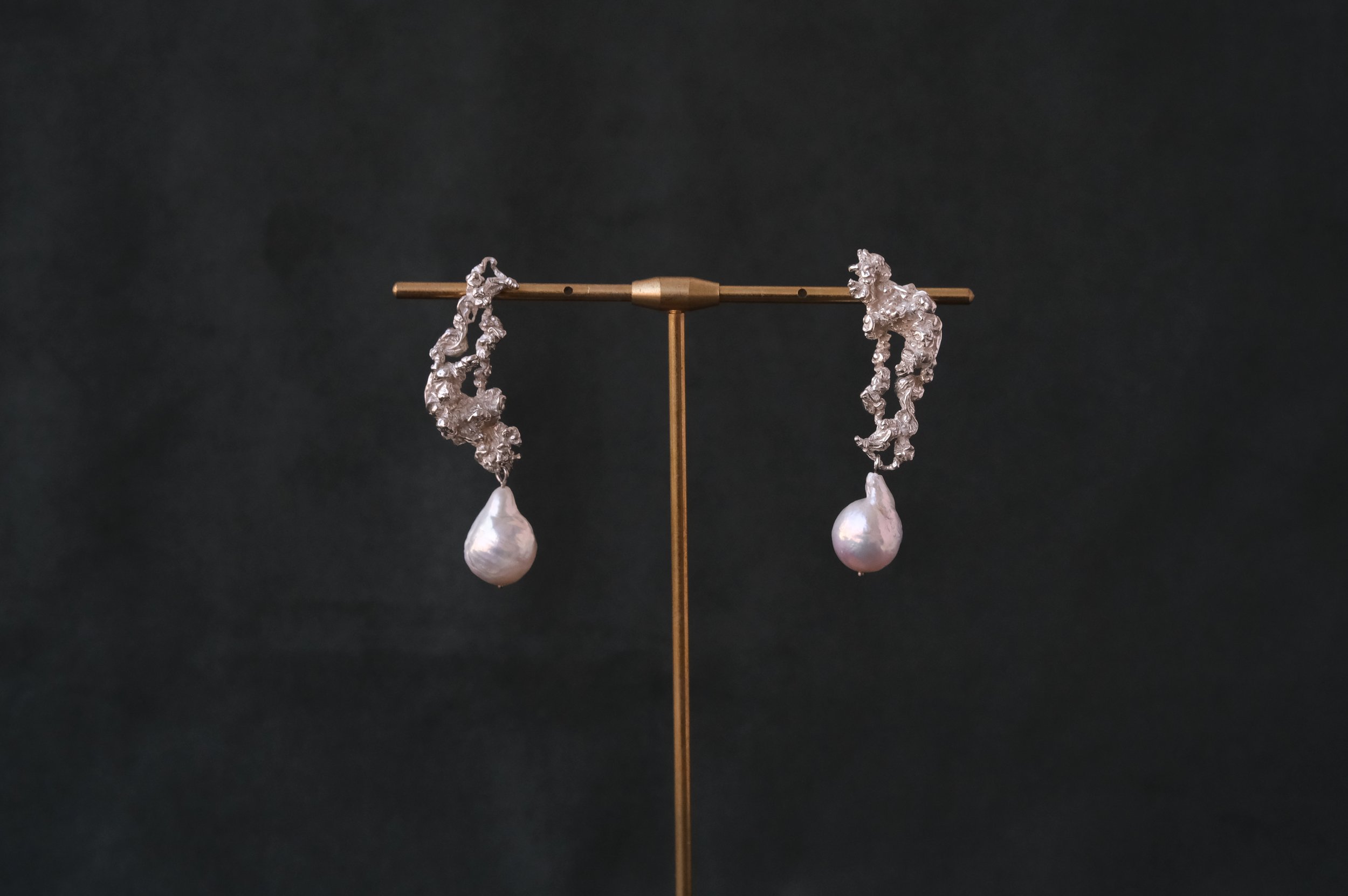 Chaos Earring IllI1.jpg