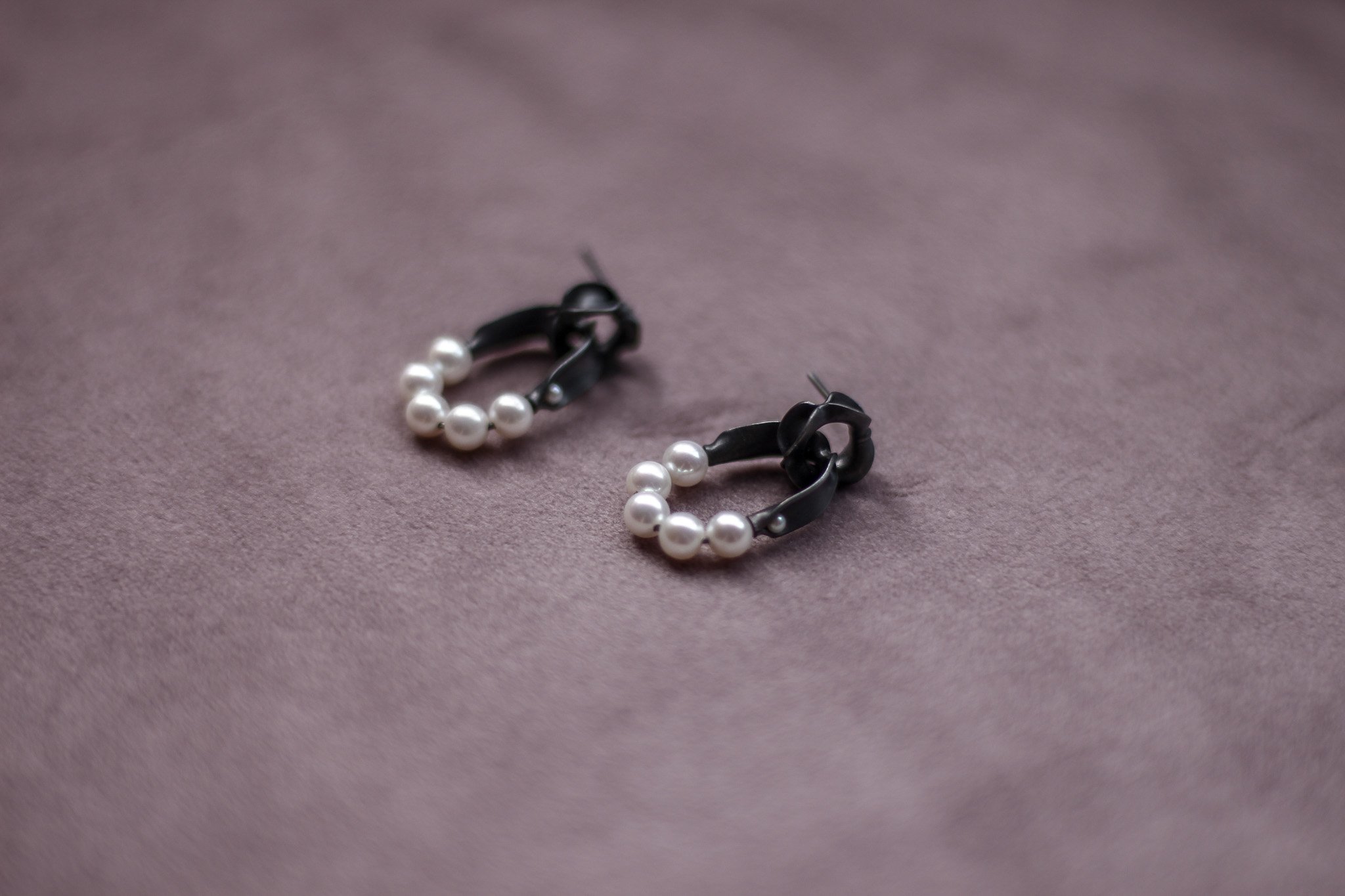 PORTRAIT EARRINGS VII-01 by Pearl Lee.jpg
