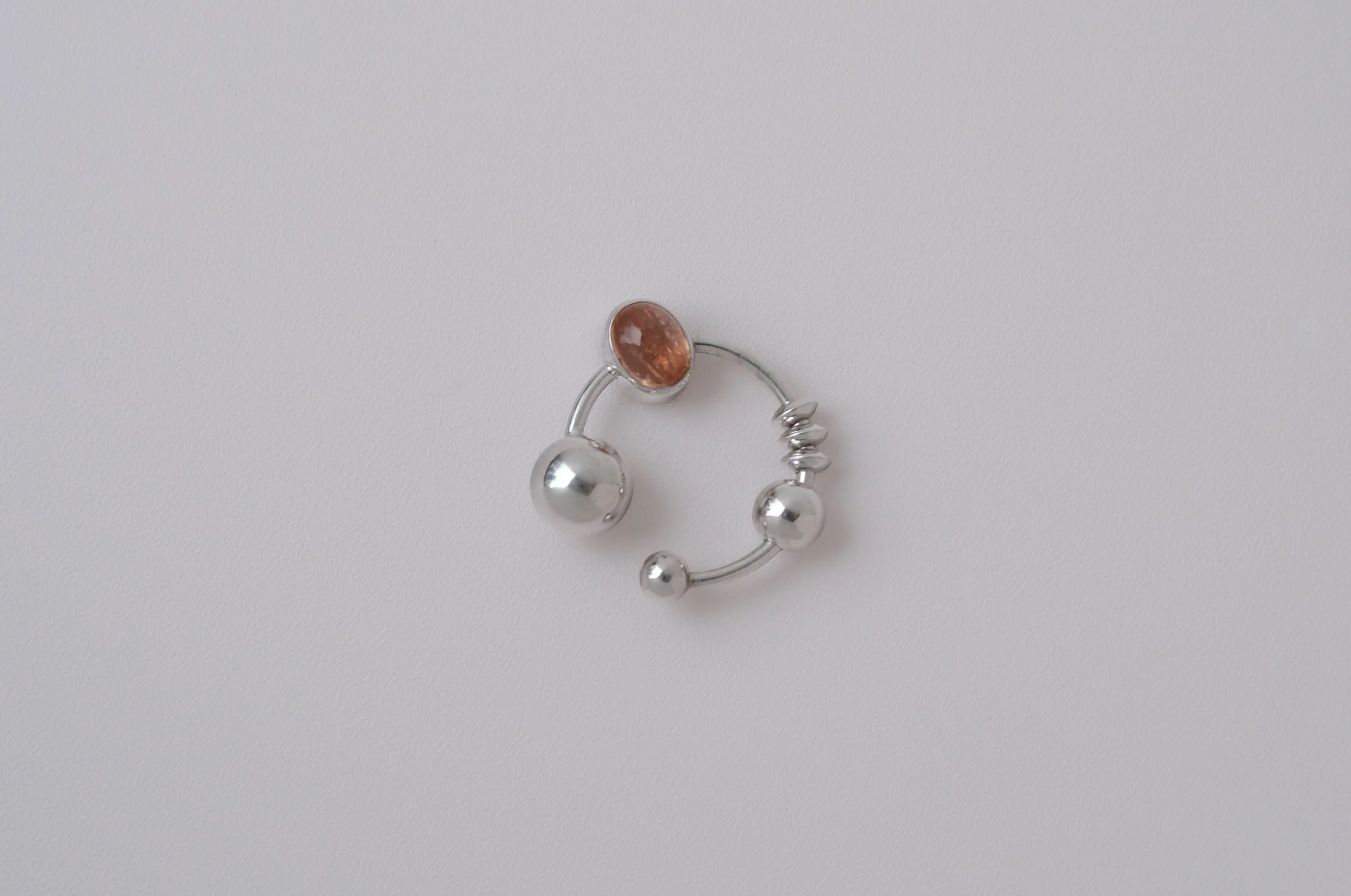 Ear Cuff No. 05 by Belinda Chang 01.jpg