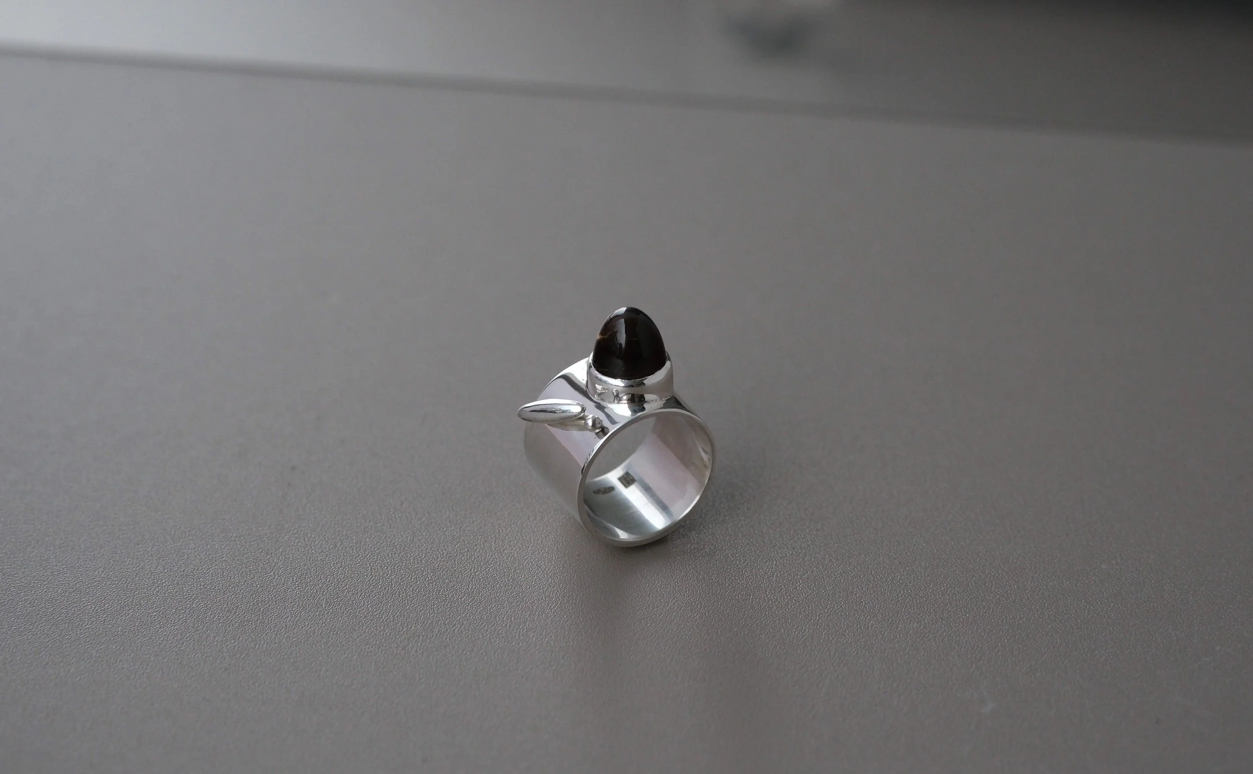 Pivot Smokey Quartz by Belinda Chang 05.jpg
