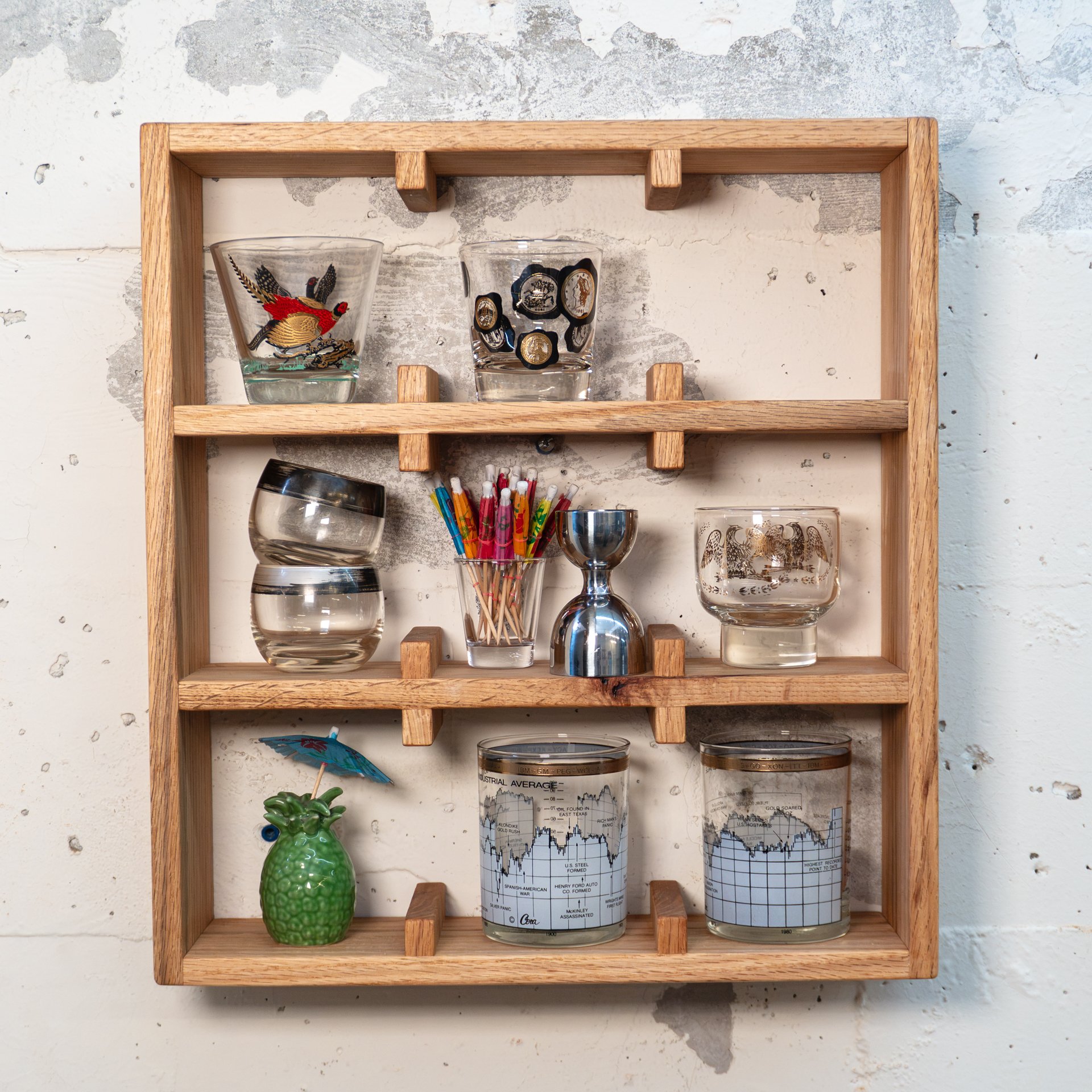 Oak Mug Shelf-07.jpg