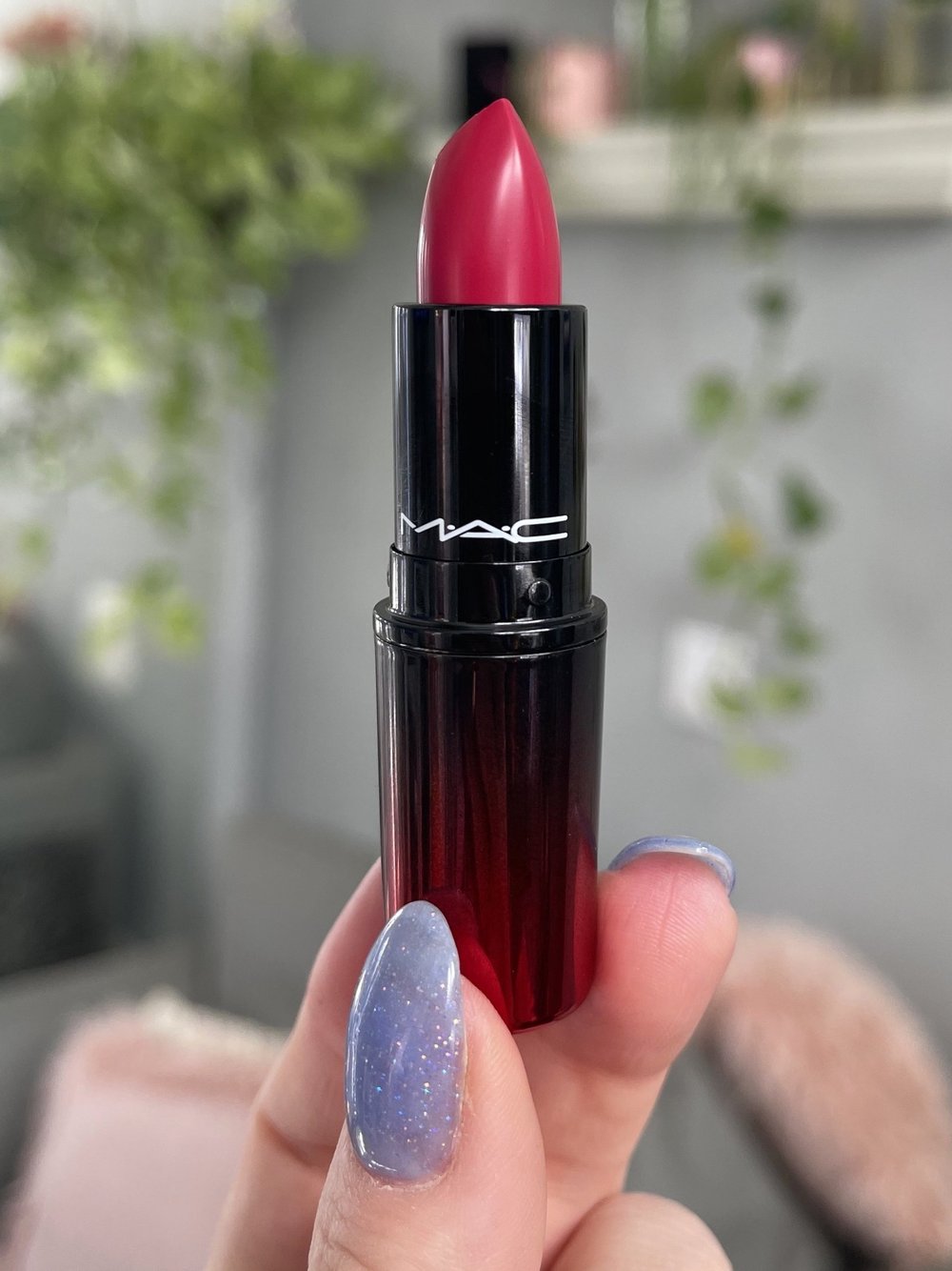 MAC Nine Lives Lipstick