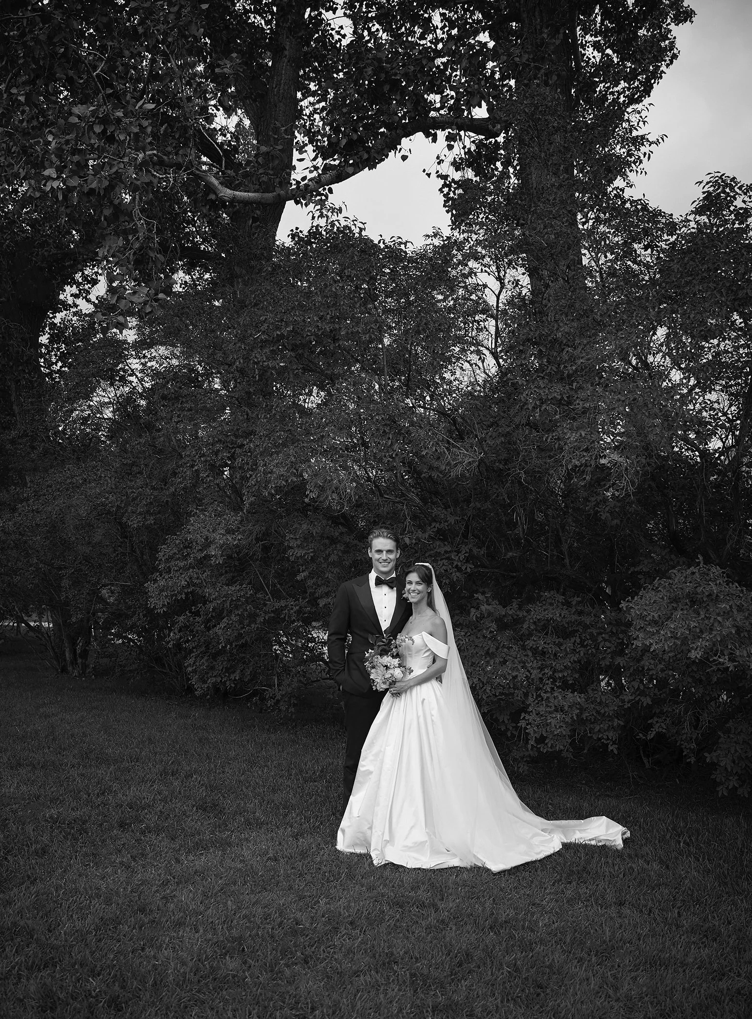 Allie&Spencer LR Ret 0X9A3229.jpg