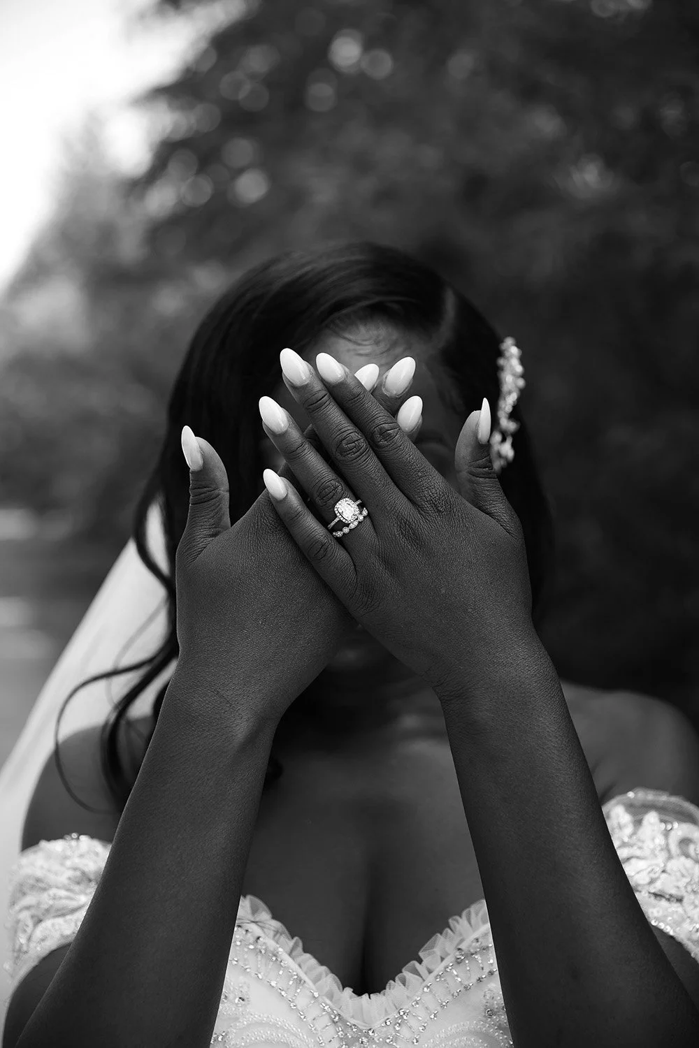 Foluso & Obii Wedding Day LR B&W 0X9A4842.jpg