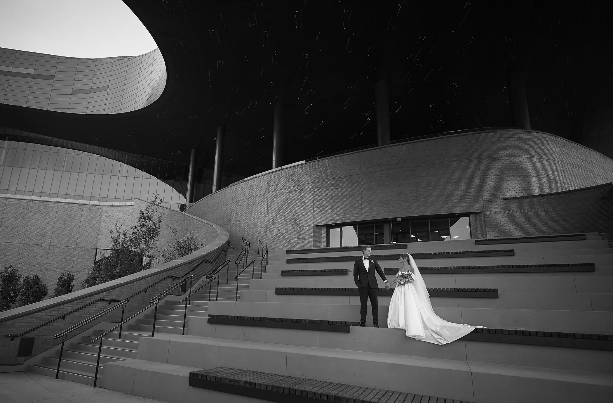 Allie & Spencer LR Ret 0X9A3625.jpg