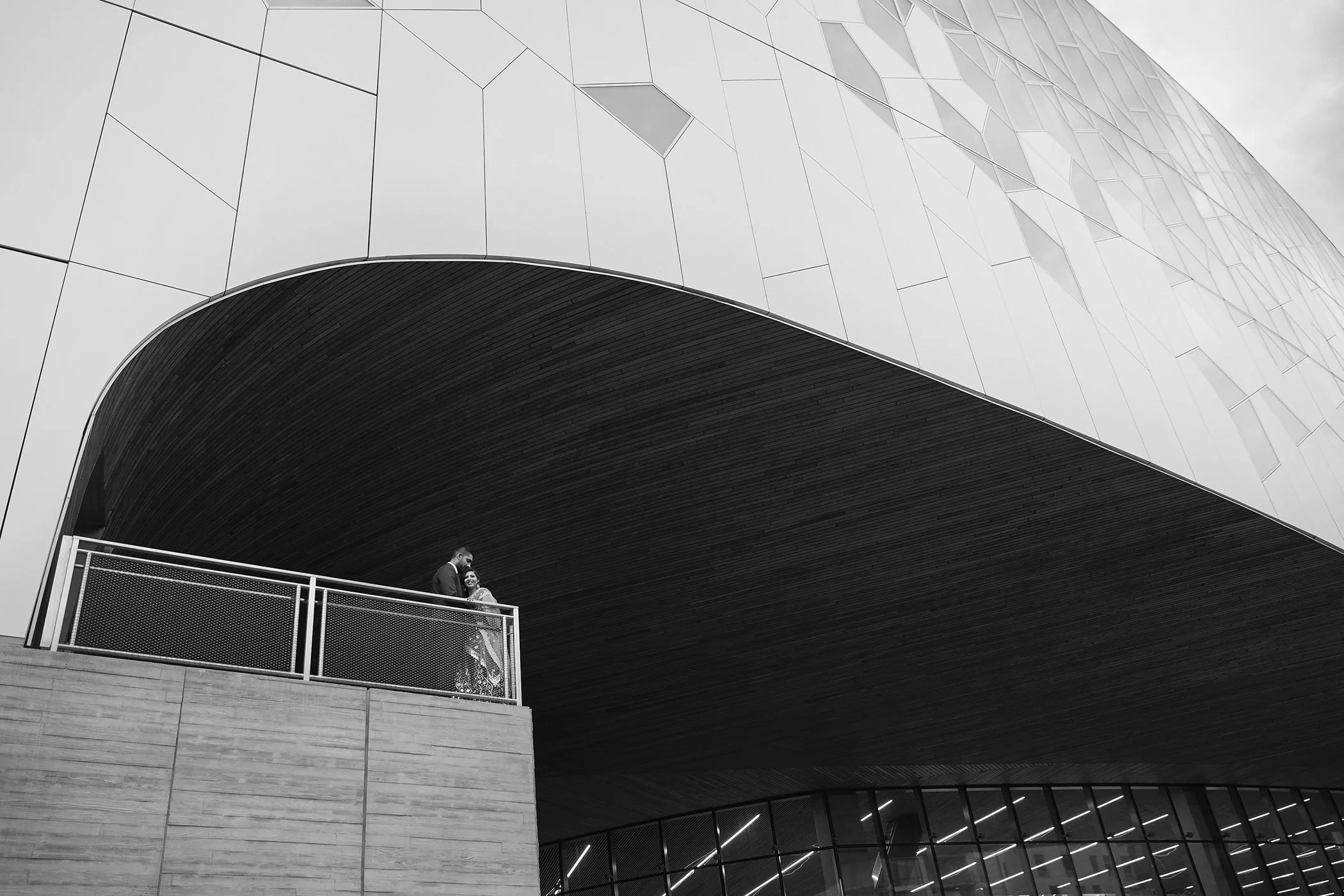 Tania & Rahul Teaser LR Ret 0X9A2485.jpg