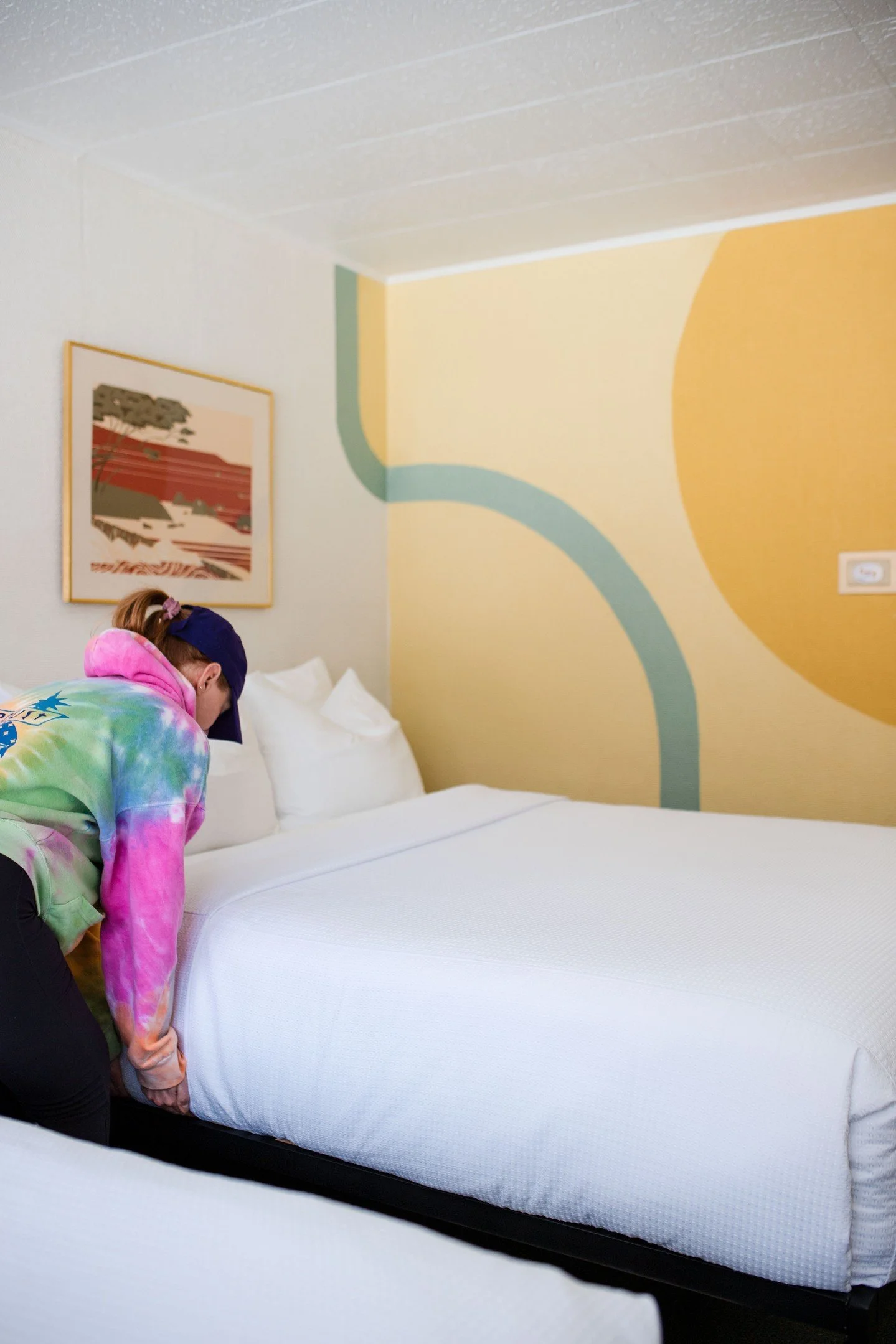 It&rsquo;s all in the details.
ㅤ
Ear plugs on the nightstand.
Spa products in the shower.
Bedding crisp enough to exhale into.
ㅤ
The kind of things you don&rsquo;t always notice... until they&rsquo;re missing.
ㅤ
What&rsquo;s one small hotel detail th