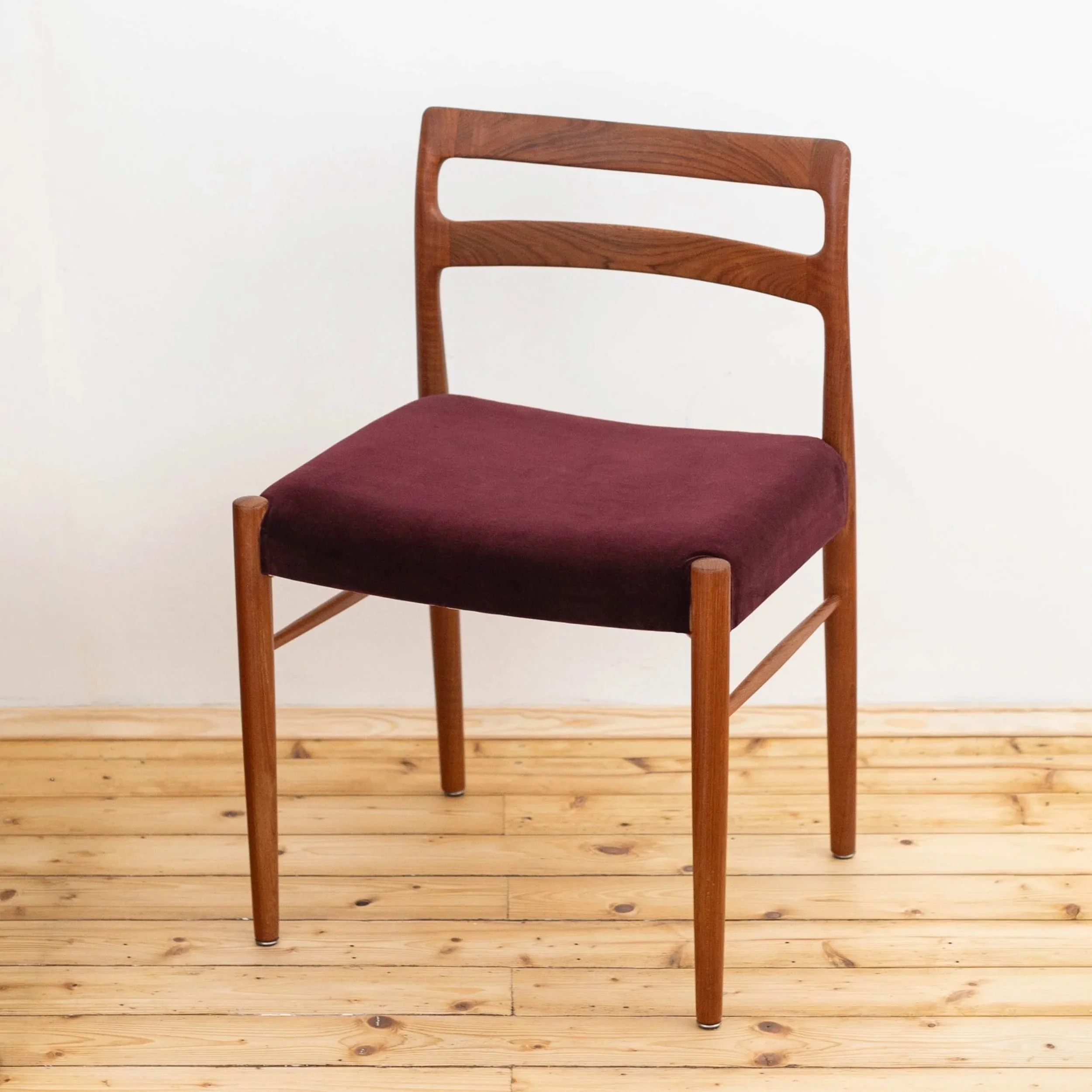 SØREN WILLADSEN Teak Stuhl