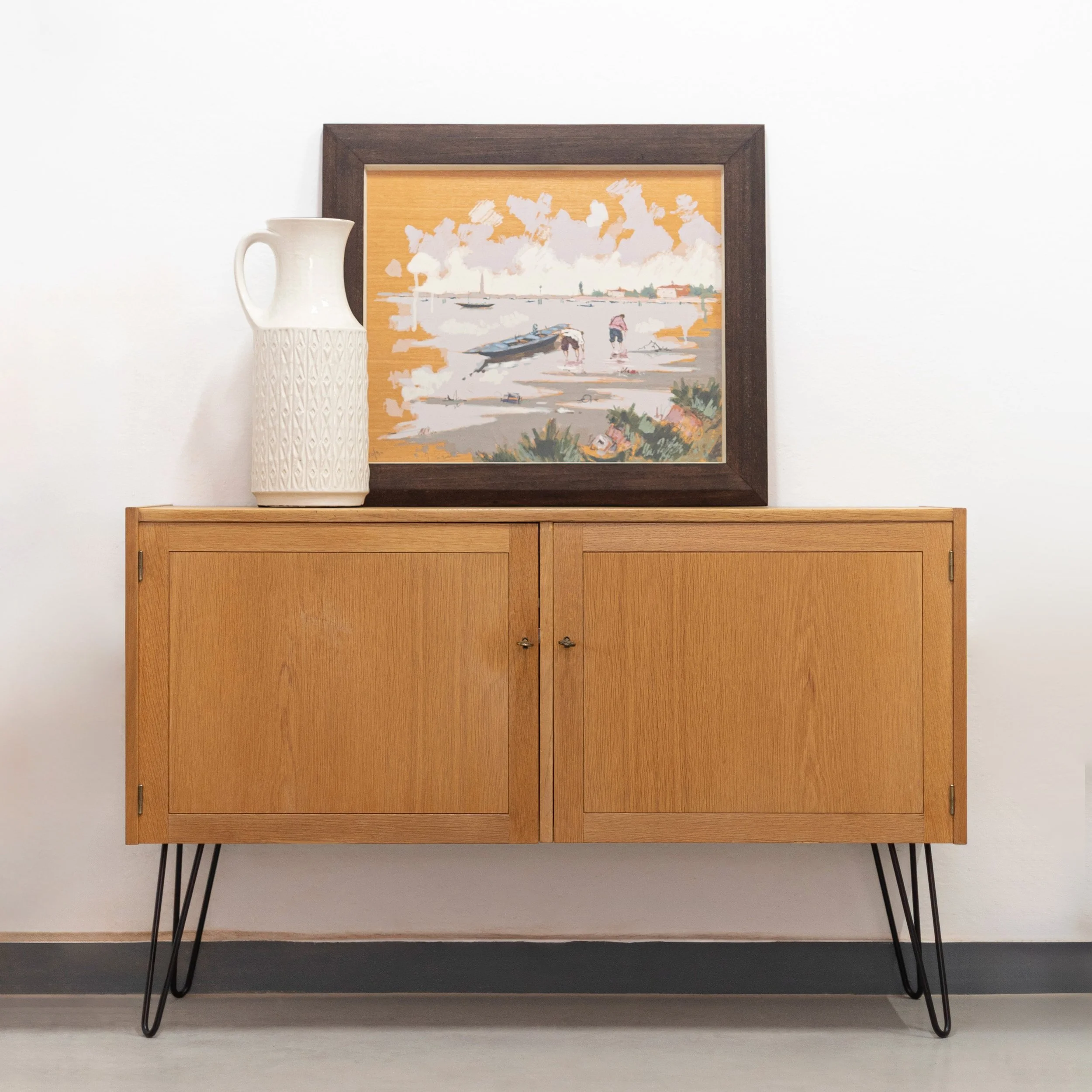 SOLD | TROEDS Sideboard mit Hairpin Legs