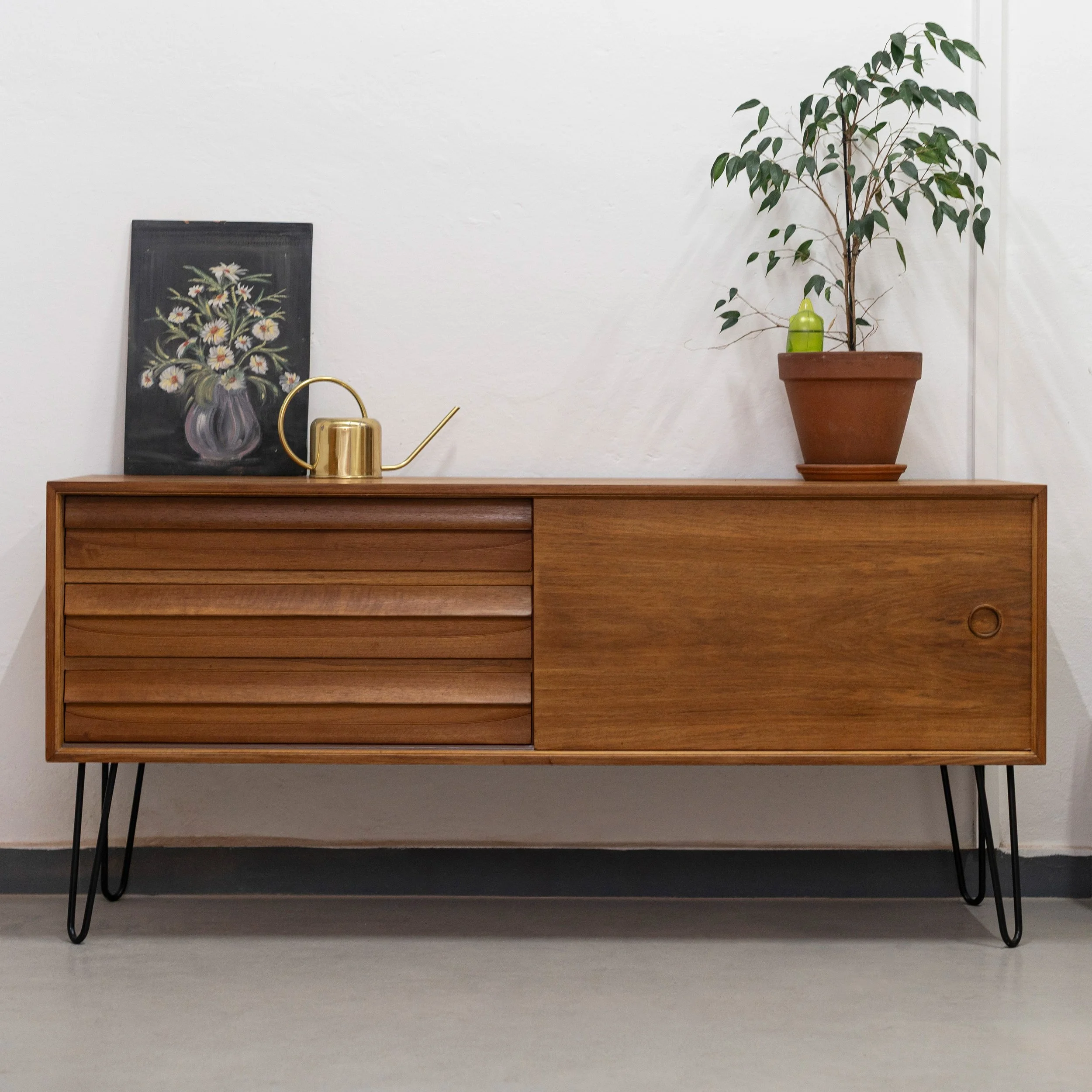 LOTHAR WEGNER Sideboard mit Hairpin Legs